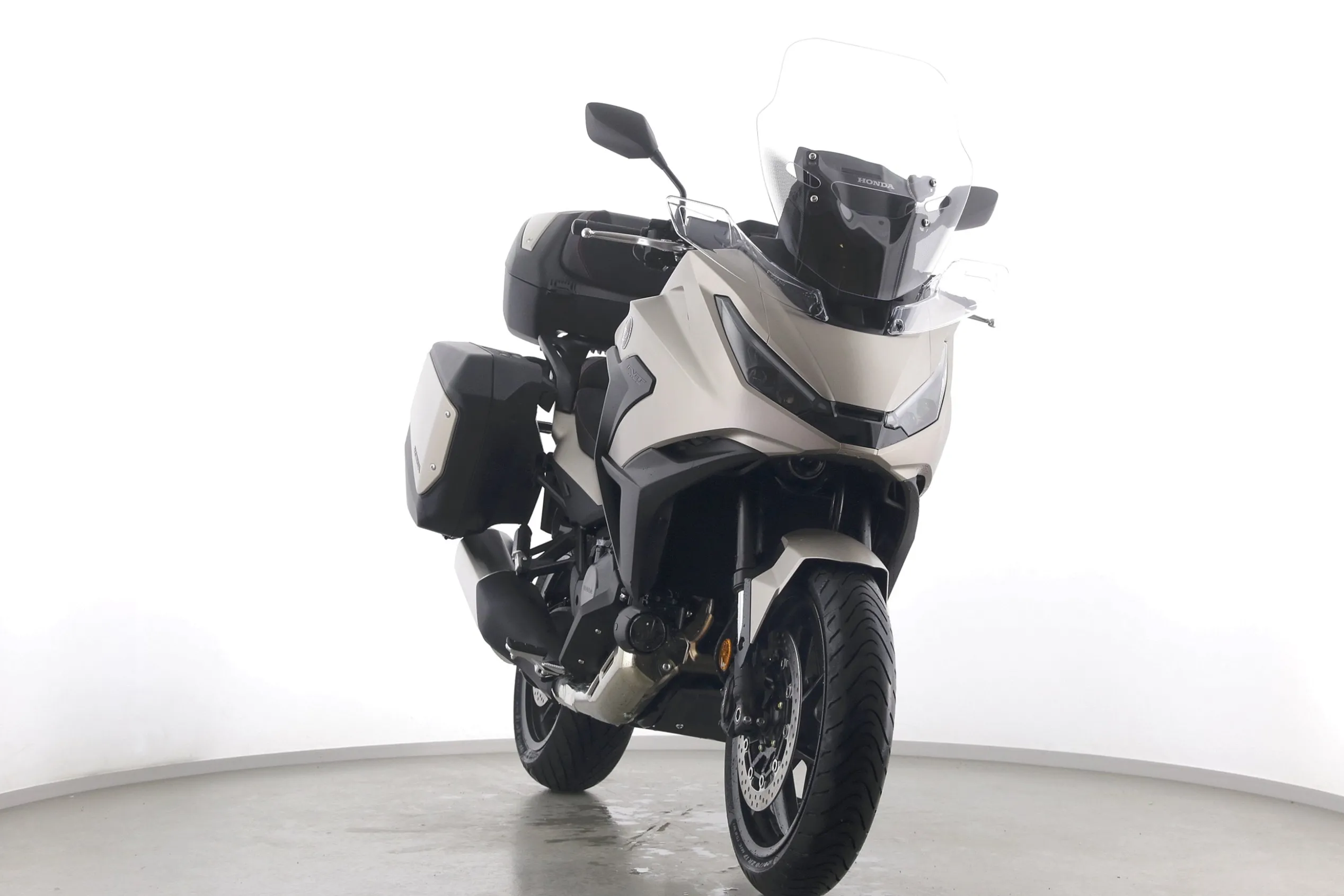NT 1100