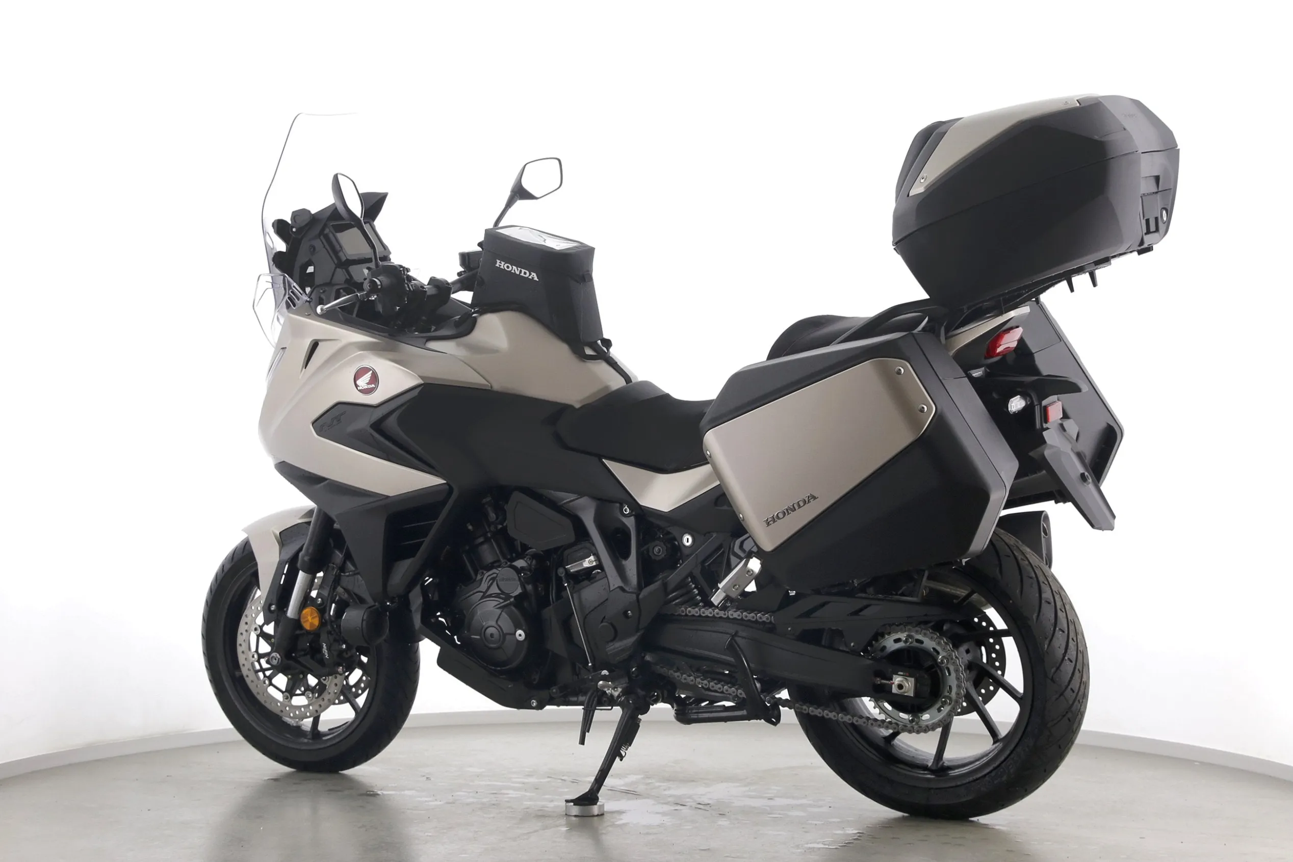 NT 1100