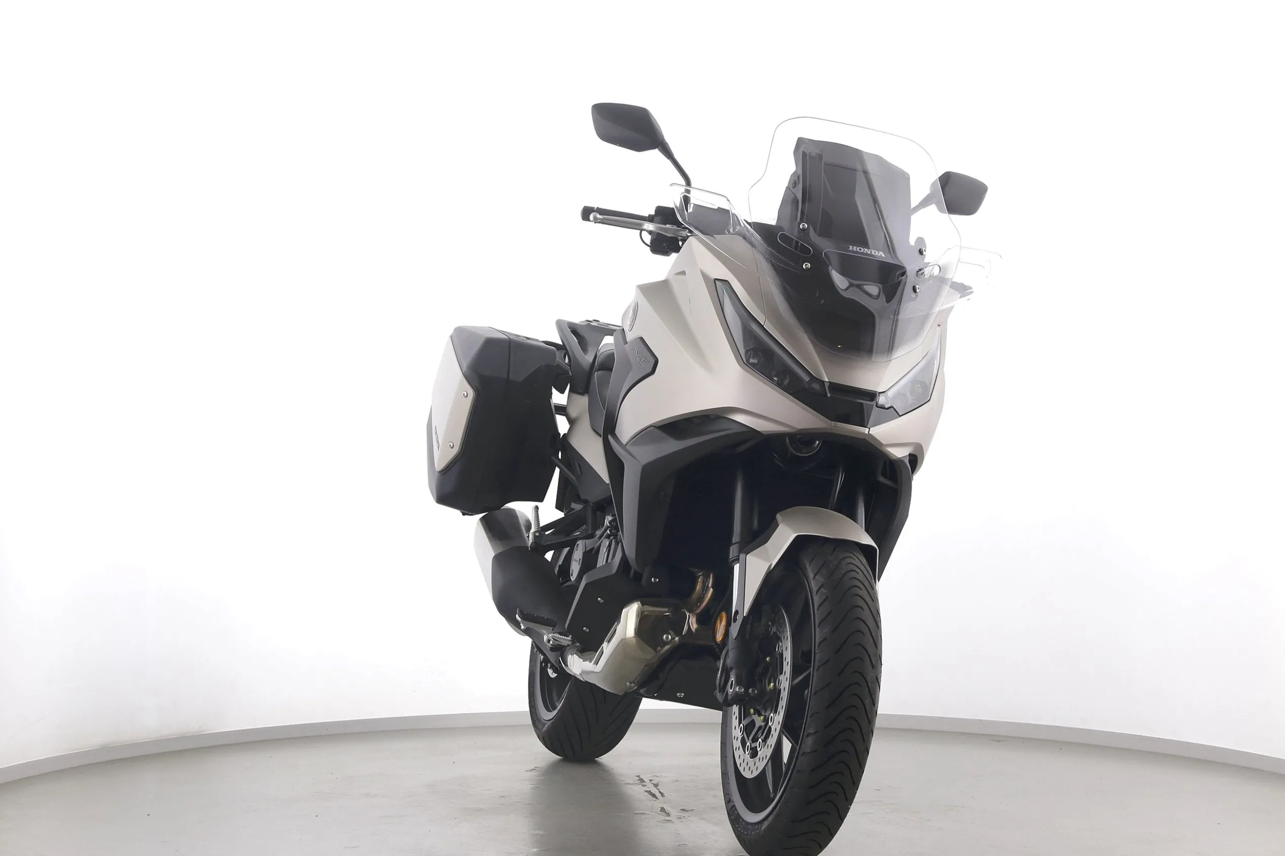 NT 1100 DCT