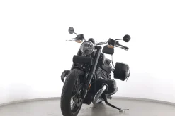 R 18