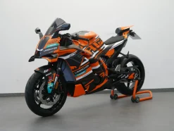 990 RC R FIRST EDITION