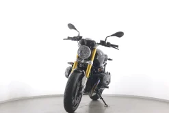 R NINE T