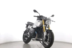 R NINE T