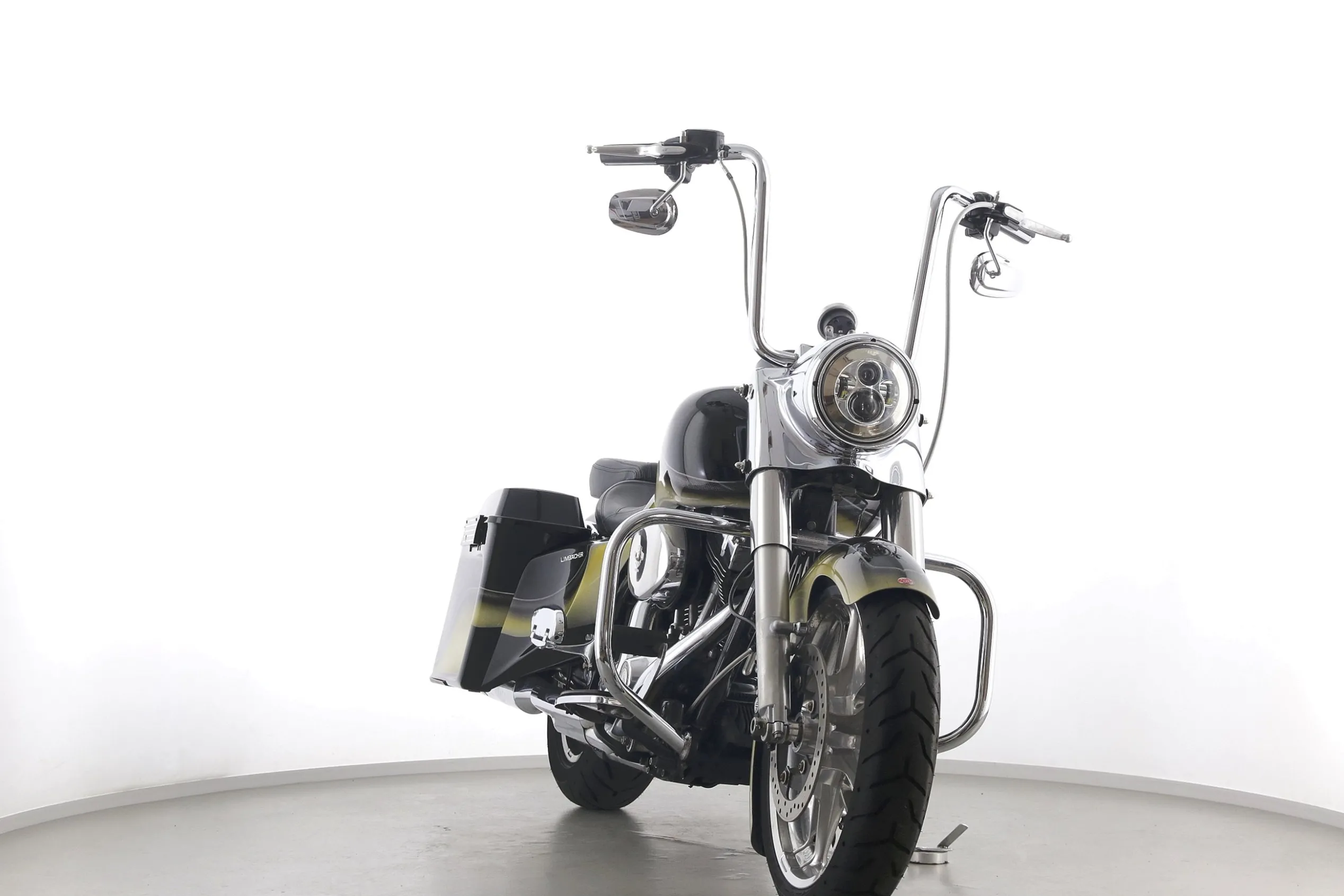 ROAD KING CLASSIC CHICANO