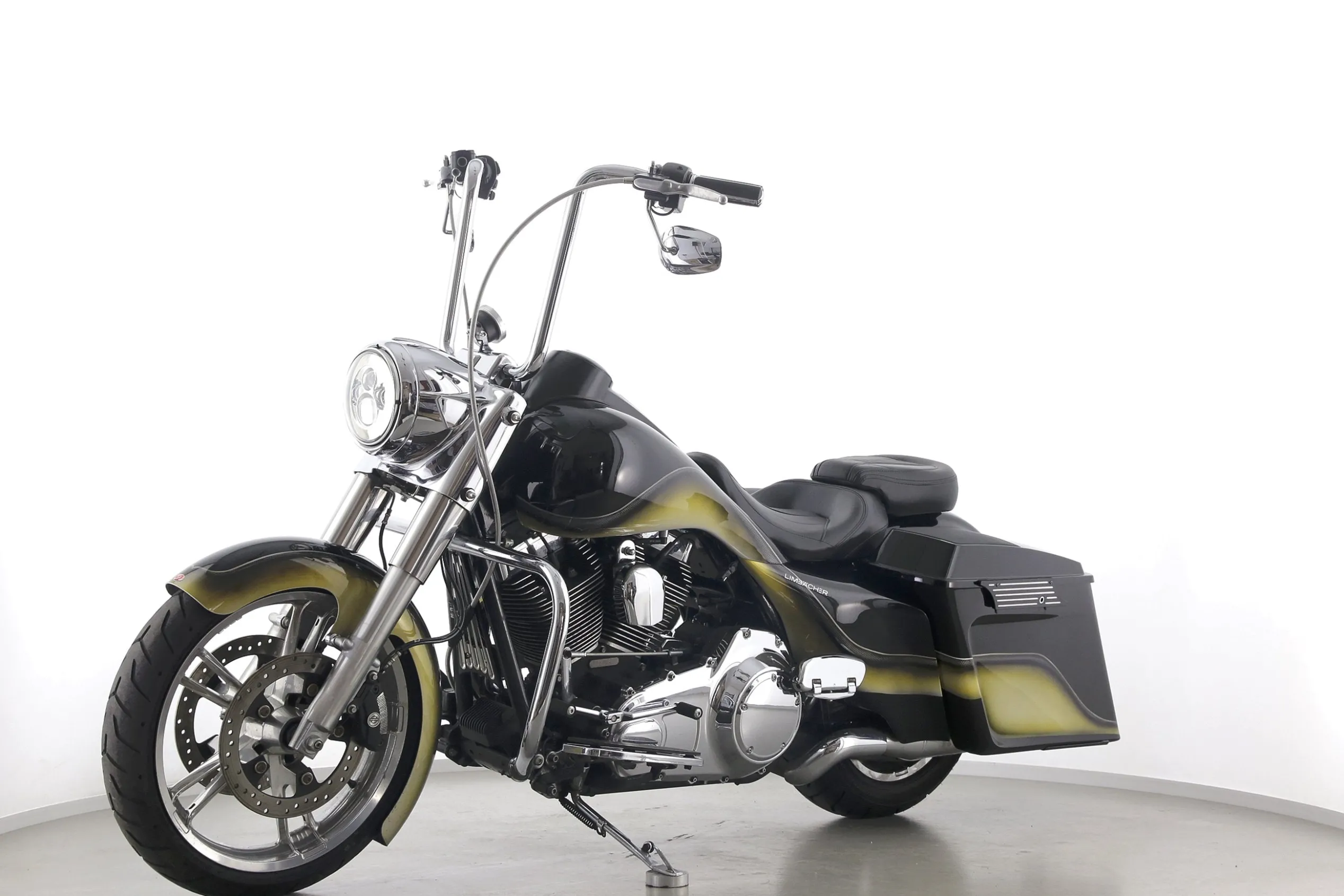 ROAD KING CLASSIC CHICANO