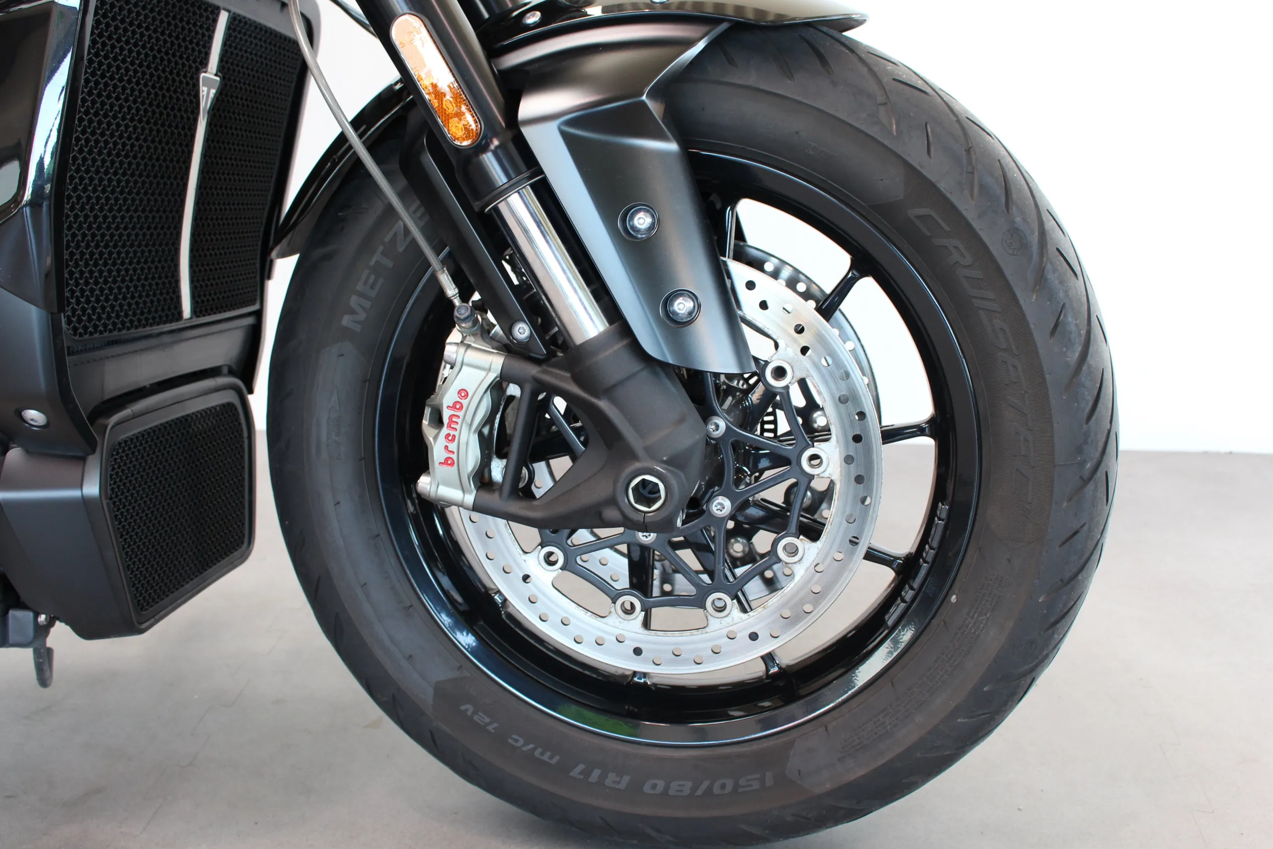 ROCKET 3 STORM GT