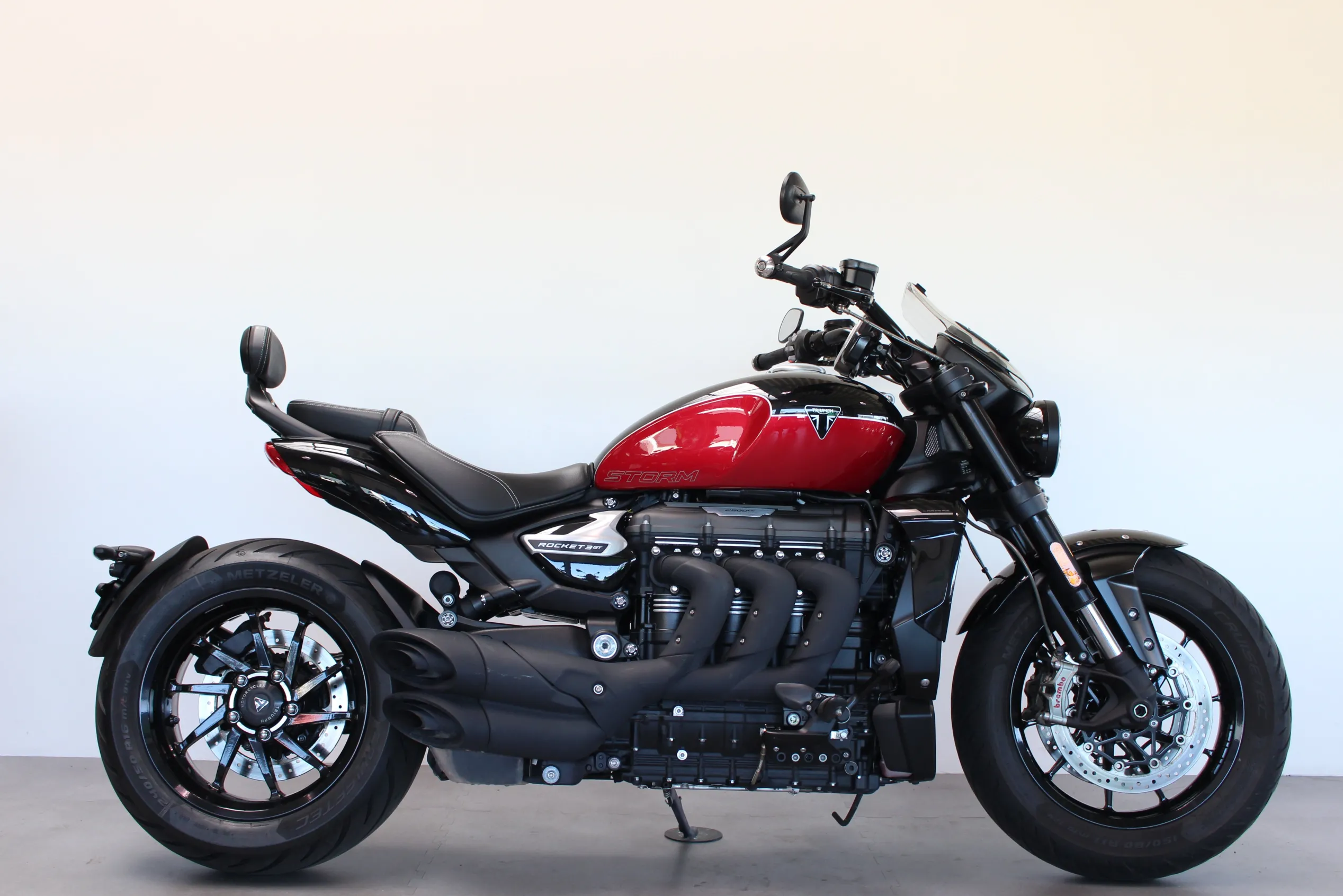 ROCKET 3 STORM GT