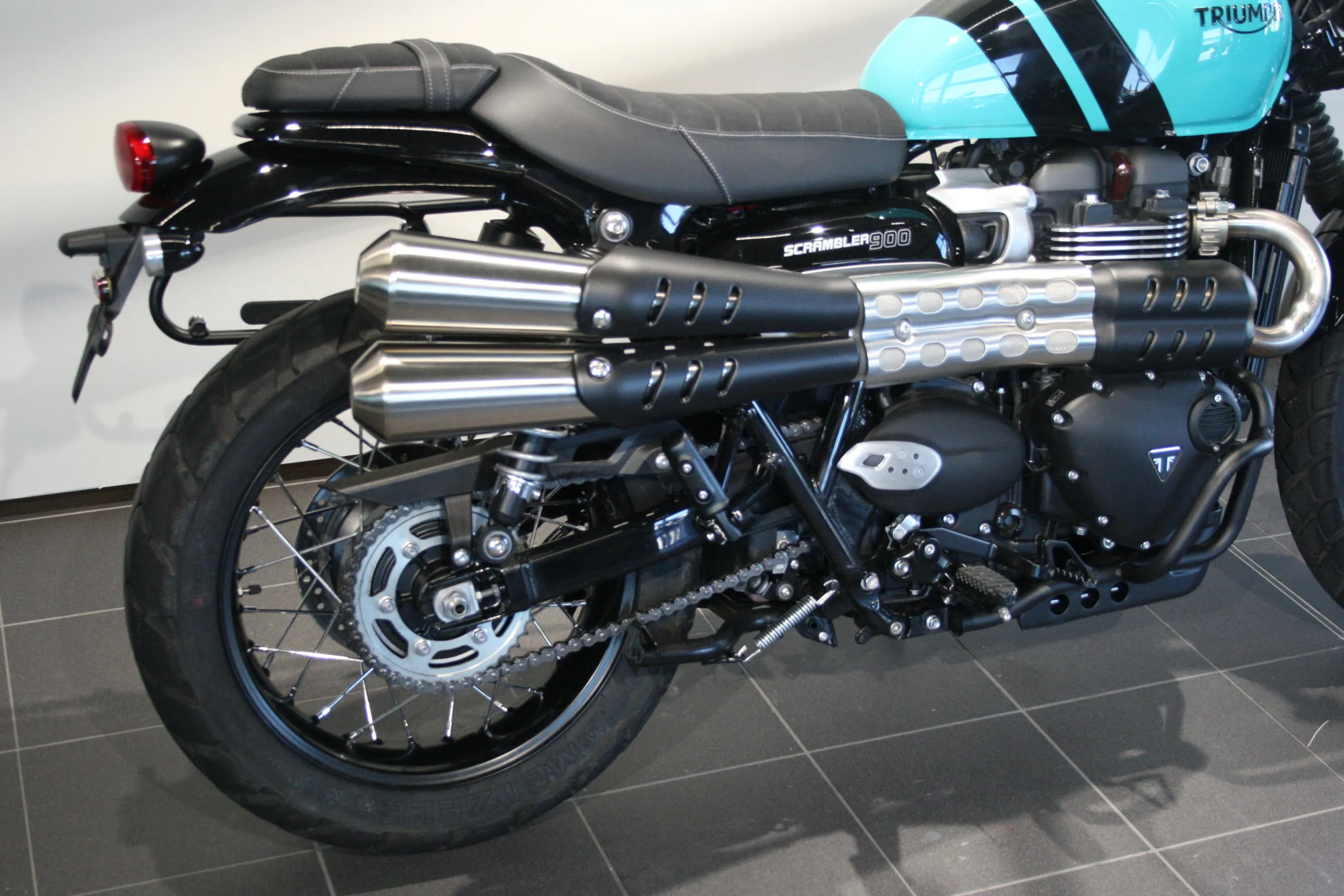 SCRAMBLER 900