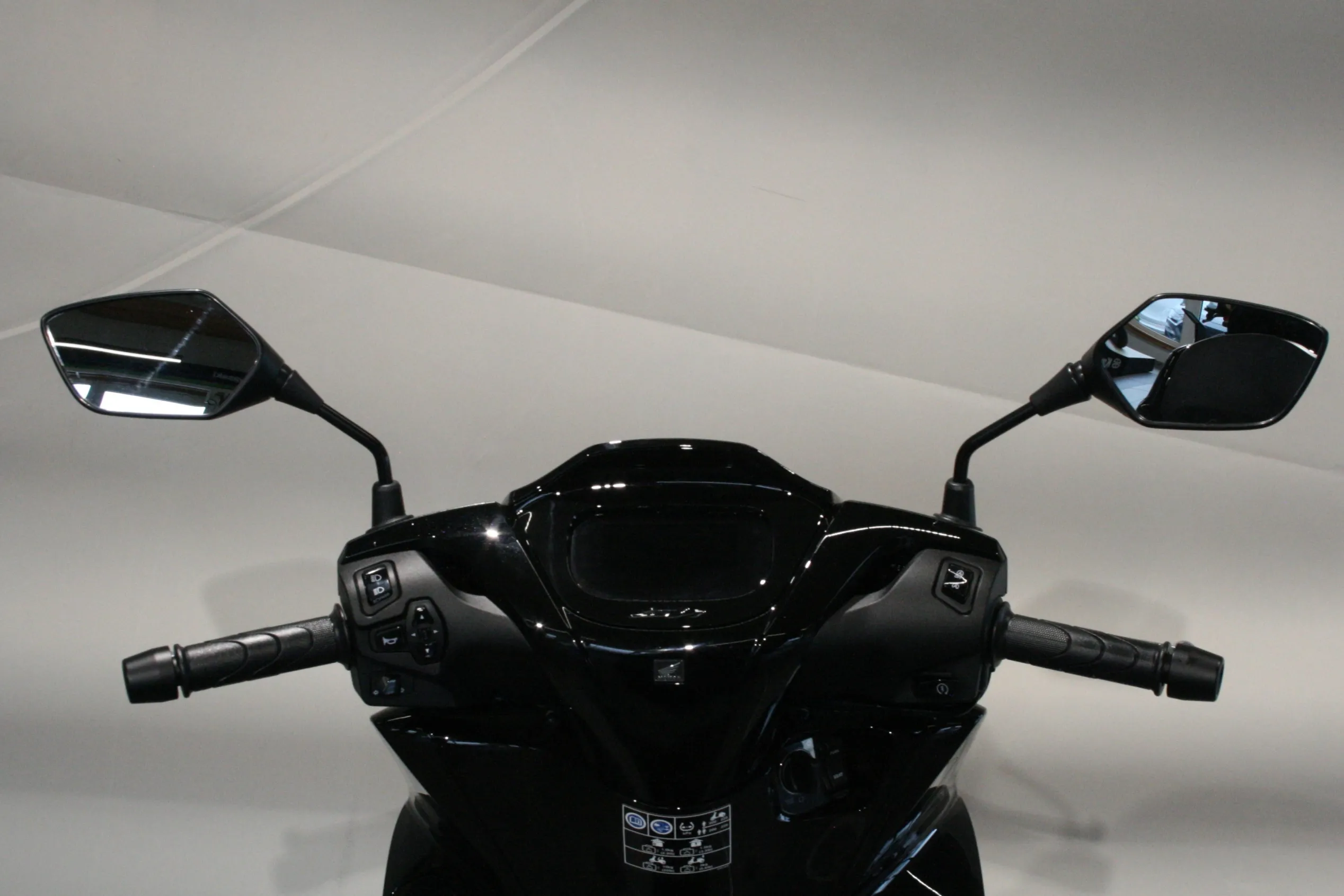 SH 125 i