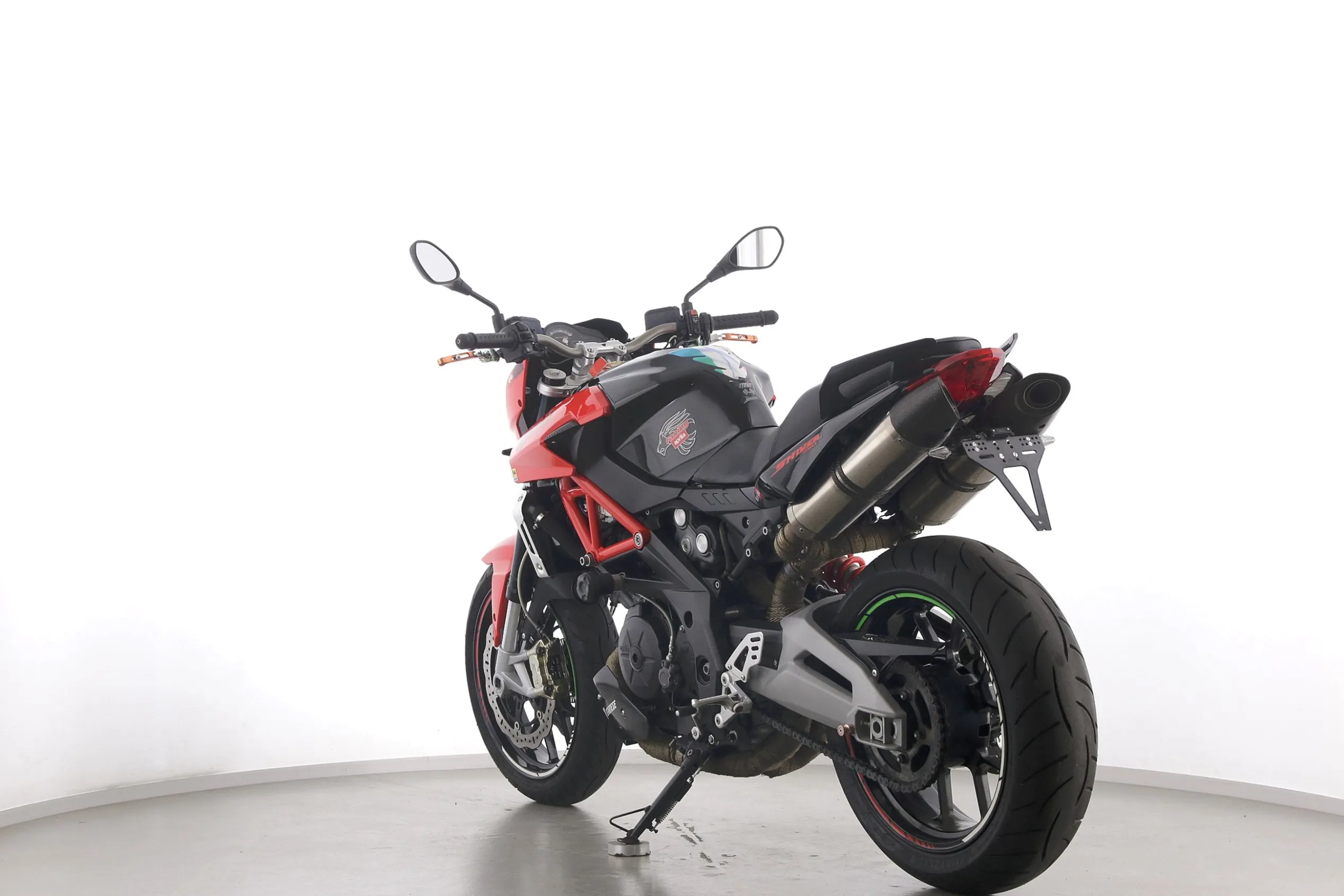 SHIVER 750