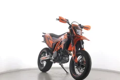 690 SMC R