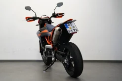 690 SMC R RT