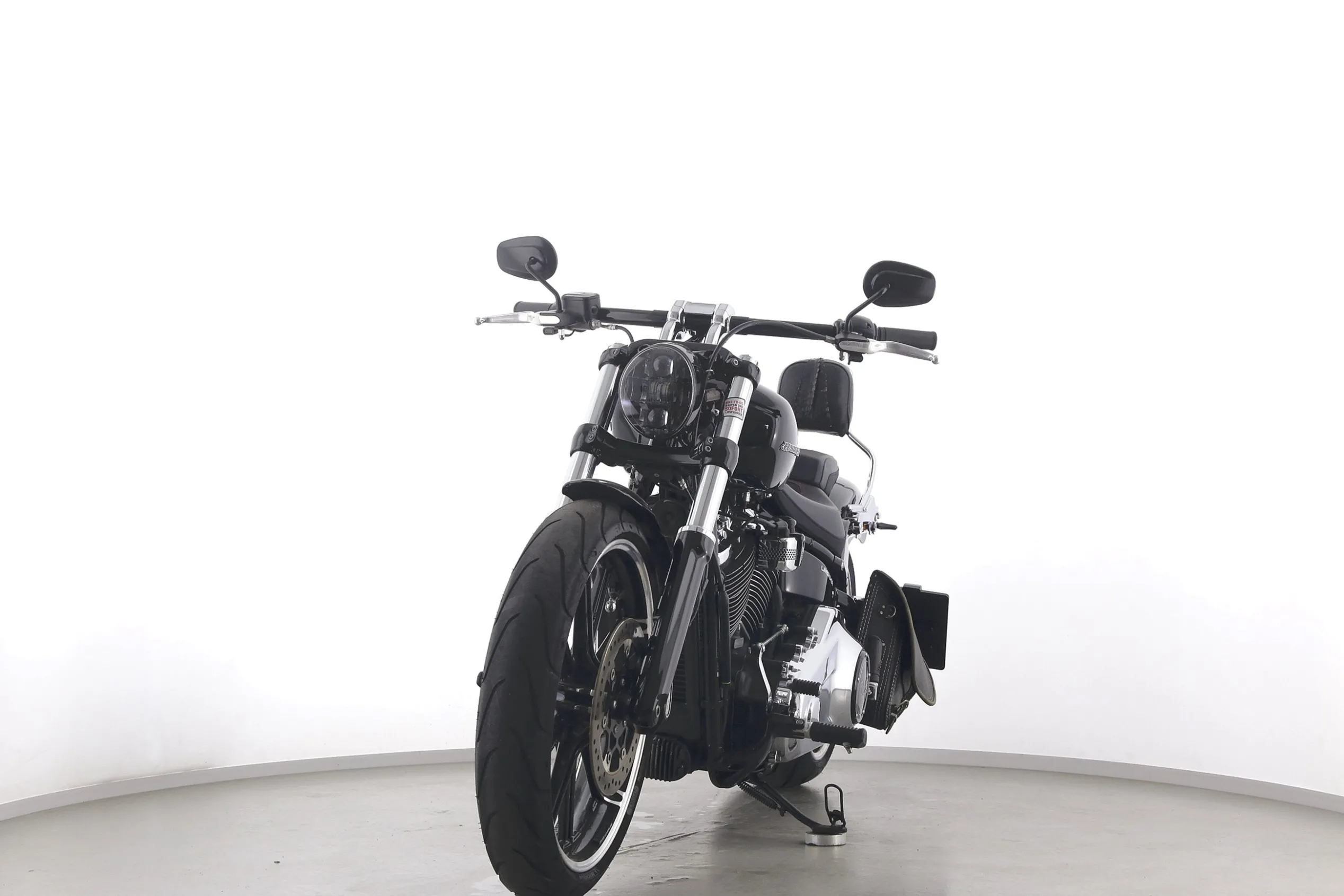 SOFTAIL BREAKOUT 114