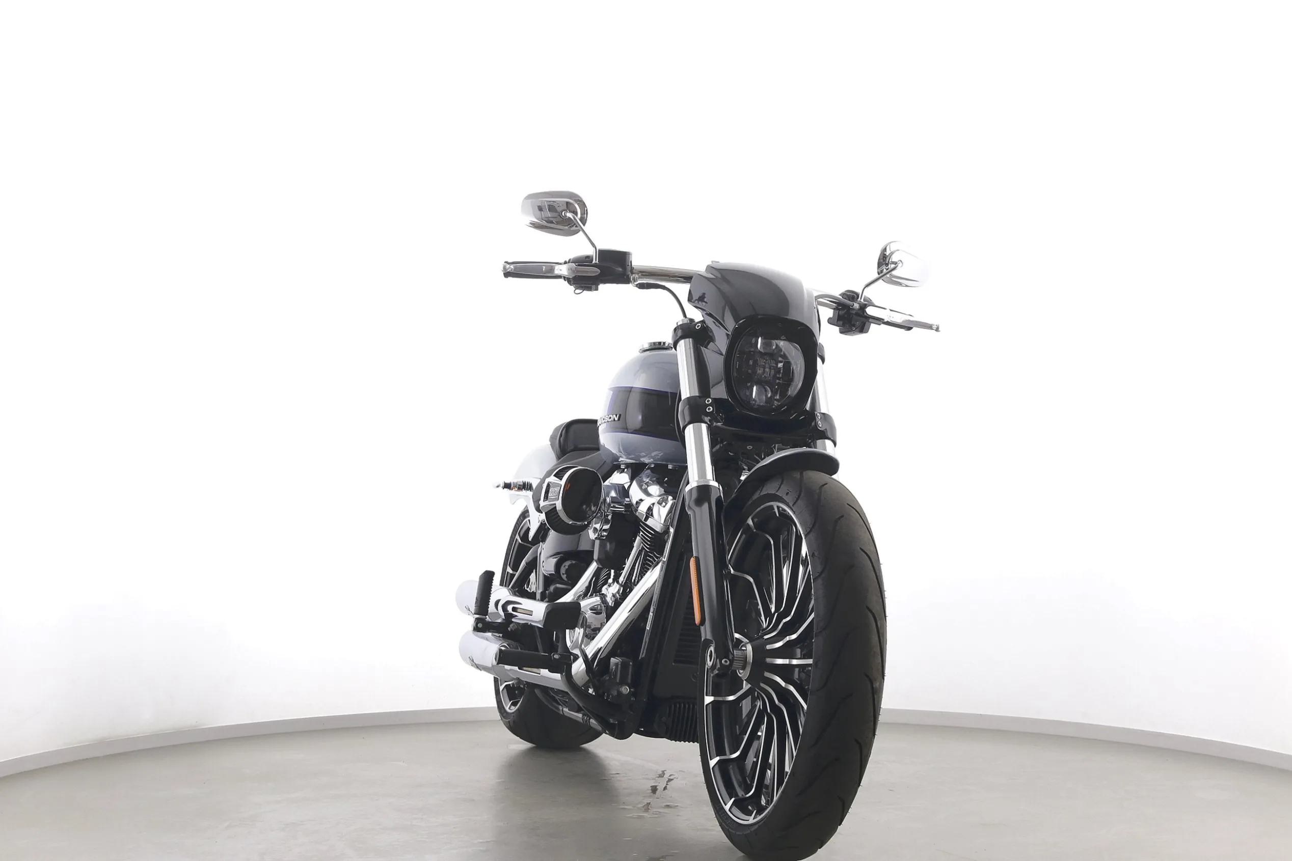 SOFTAIL BREAKOUT 117