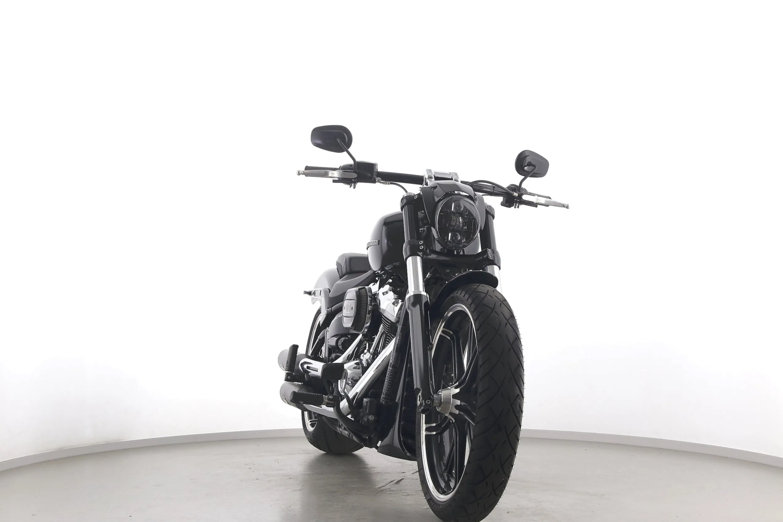 SOFTAIL BREAKOUT 114