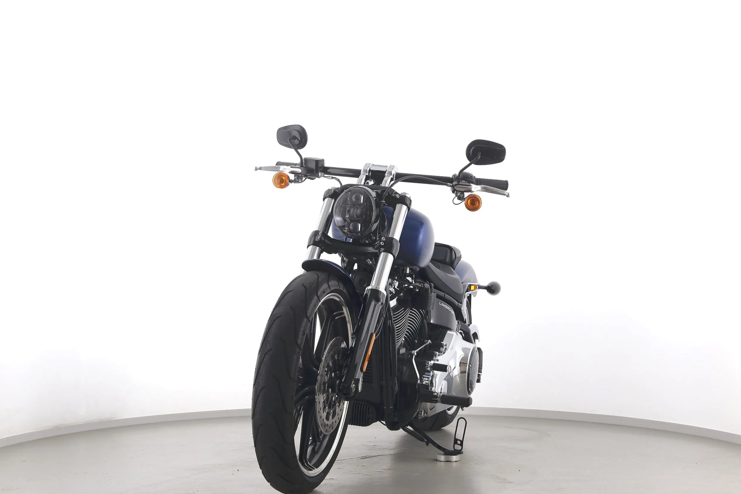 SOFTAIL BREAKOUT 114