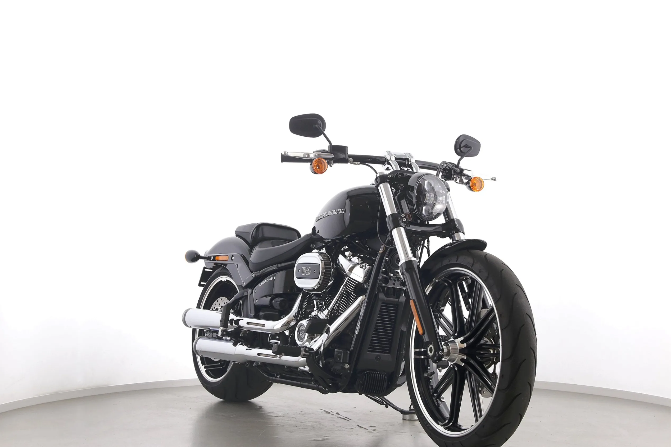SOFTAIL BREAKOUT 114