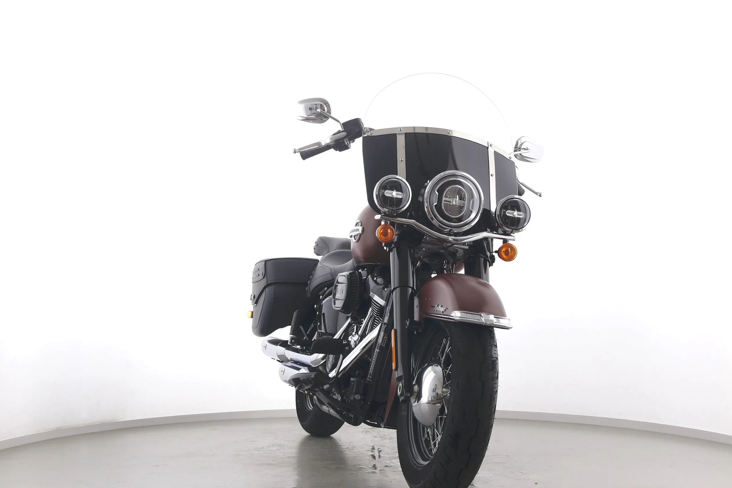 SOFTAIL HERITAGE CLASSIC 114