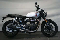 SPEED TWIN 900