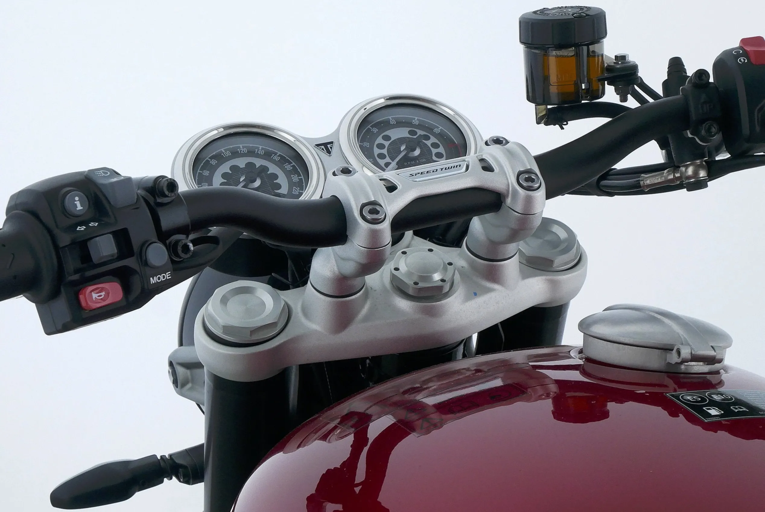 SPEED TWIN 1200