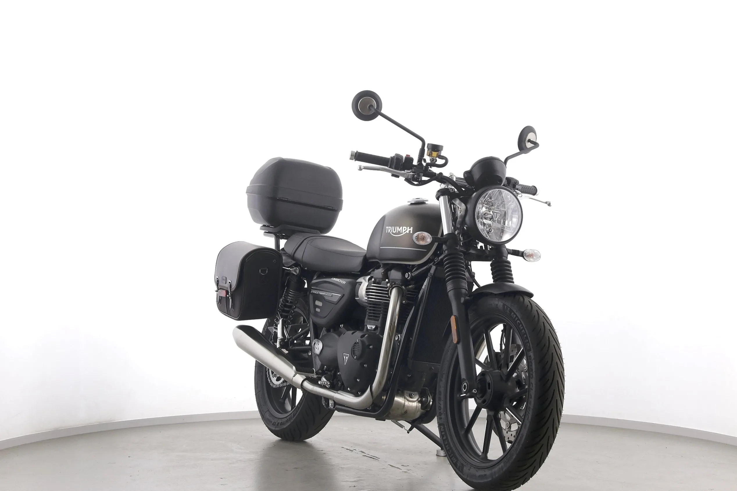 SPEED TWIN 900