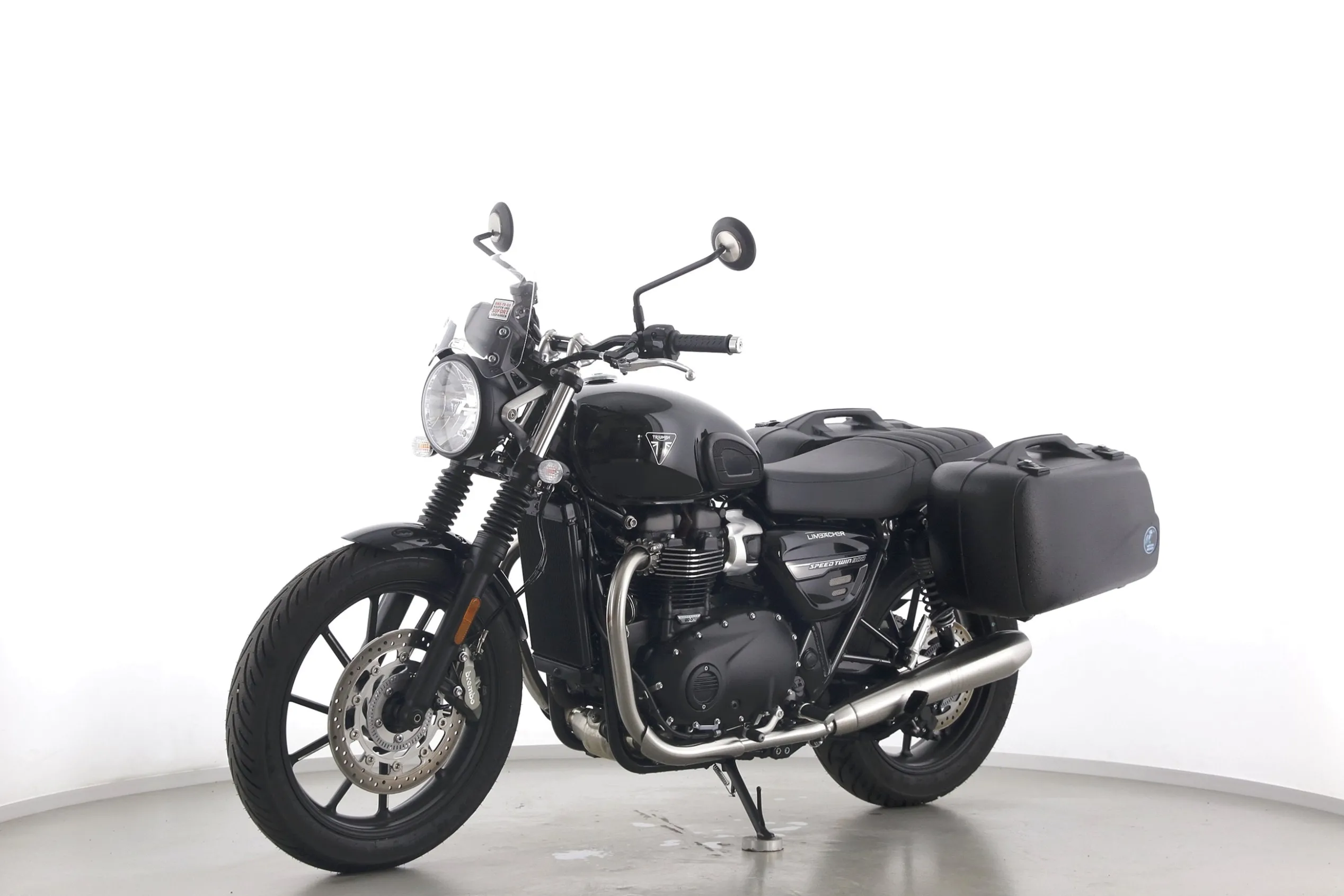 SPEED TWIN 900