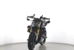 STREETFIGHTER V4 S