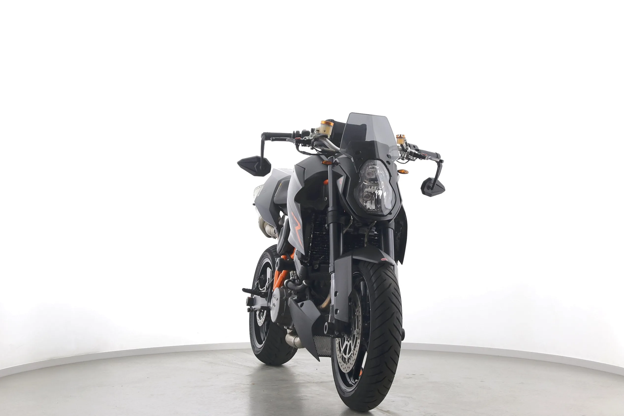 990 SUPERDUKE R