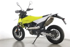 701 SUPERMOTO