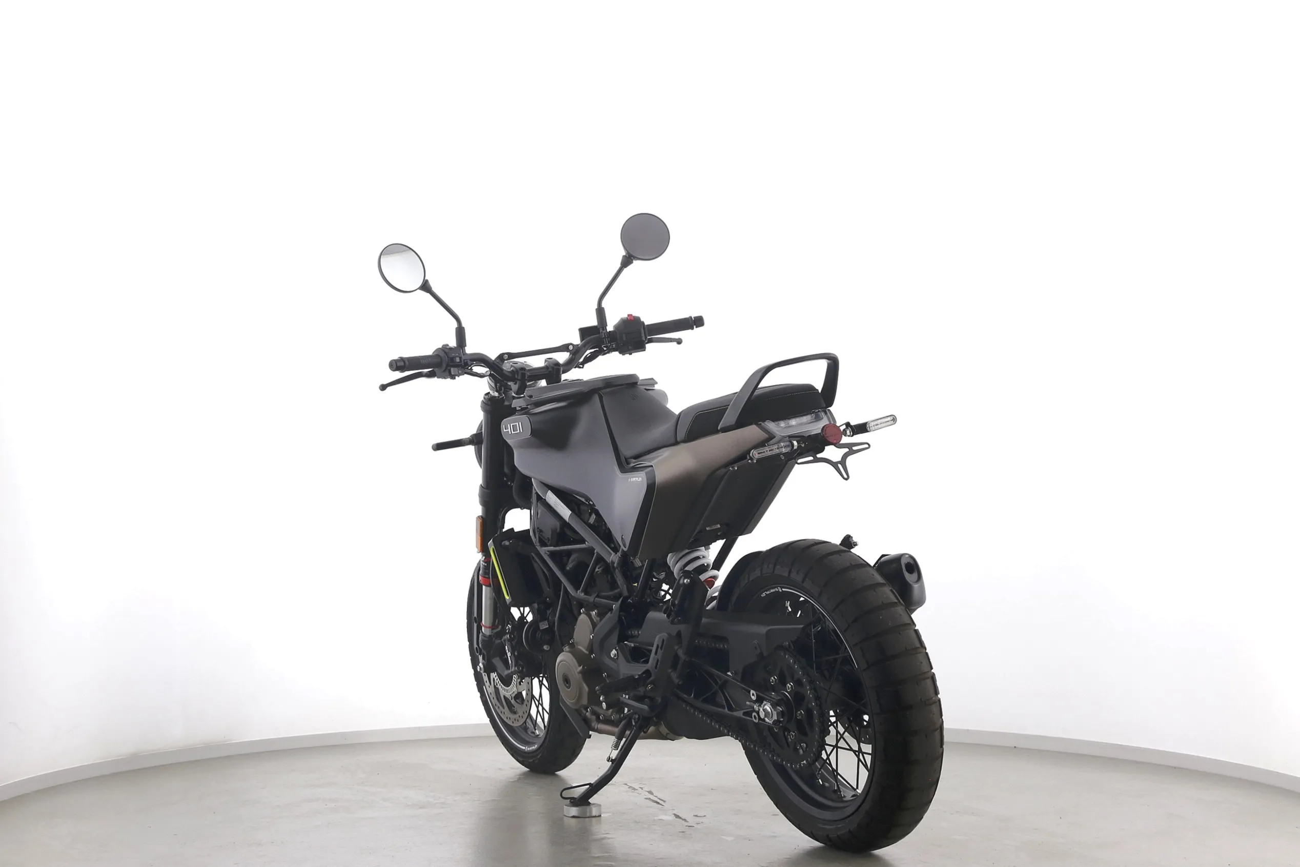 SVARTPILEN 401