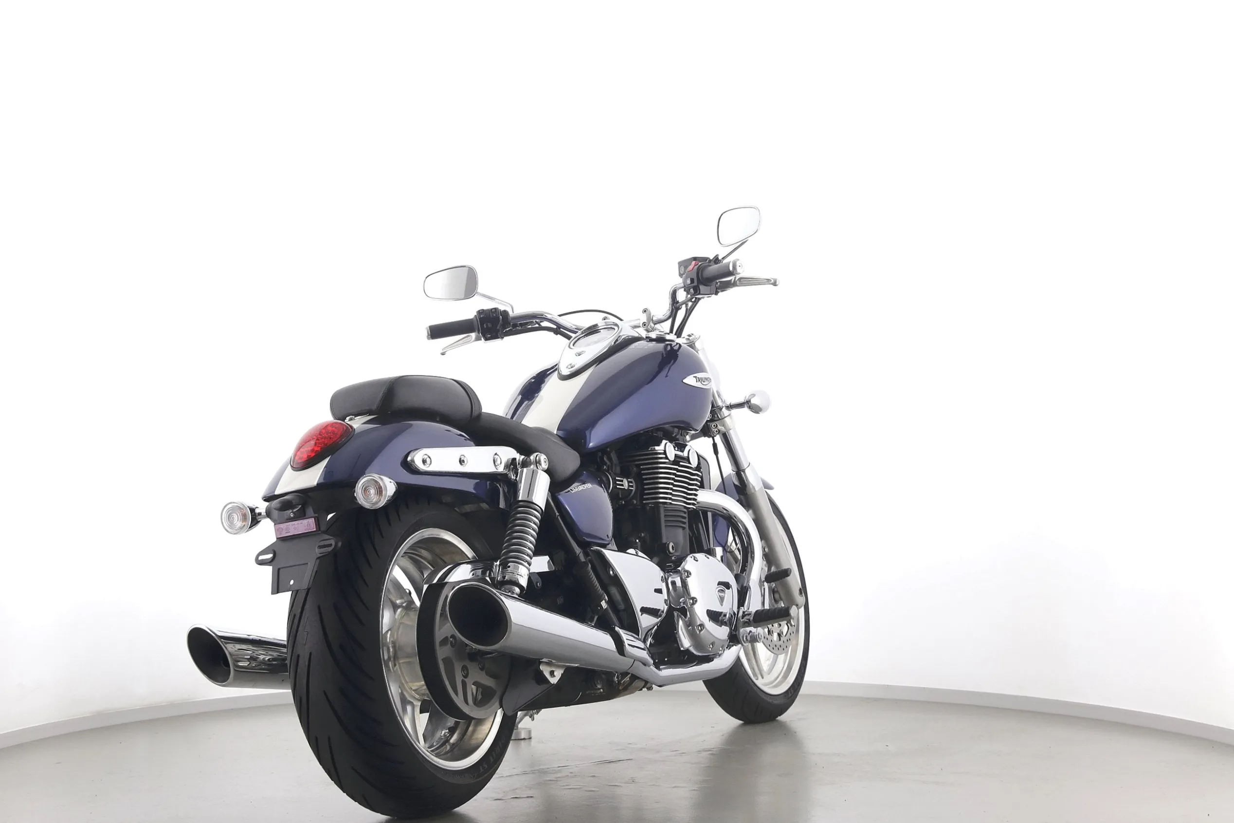 THUNDERBIRD 1600