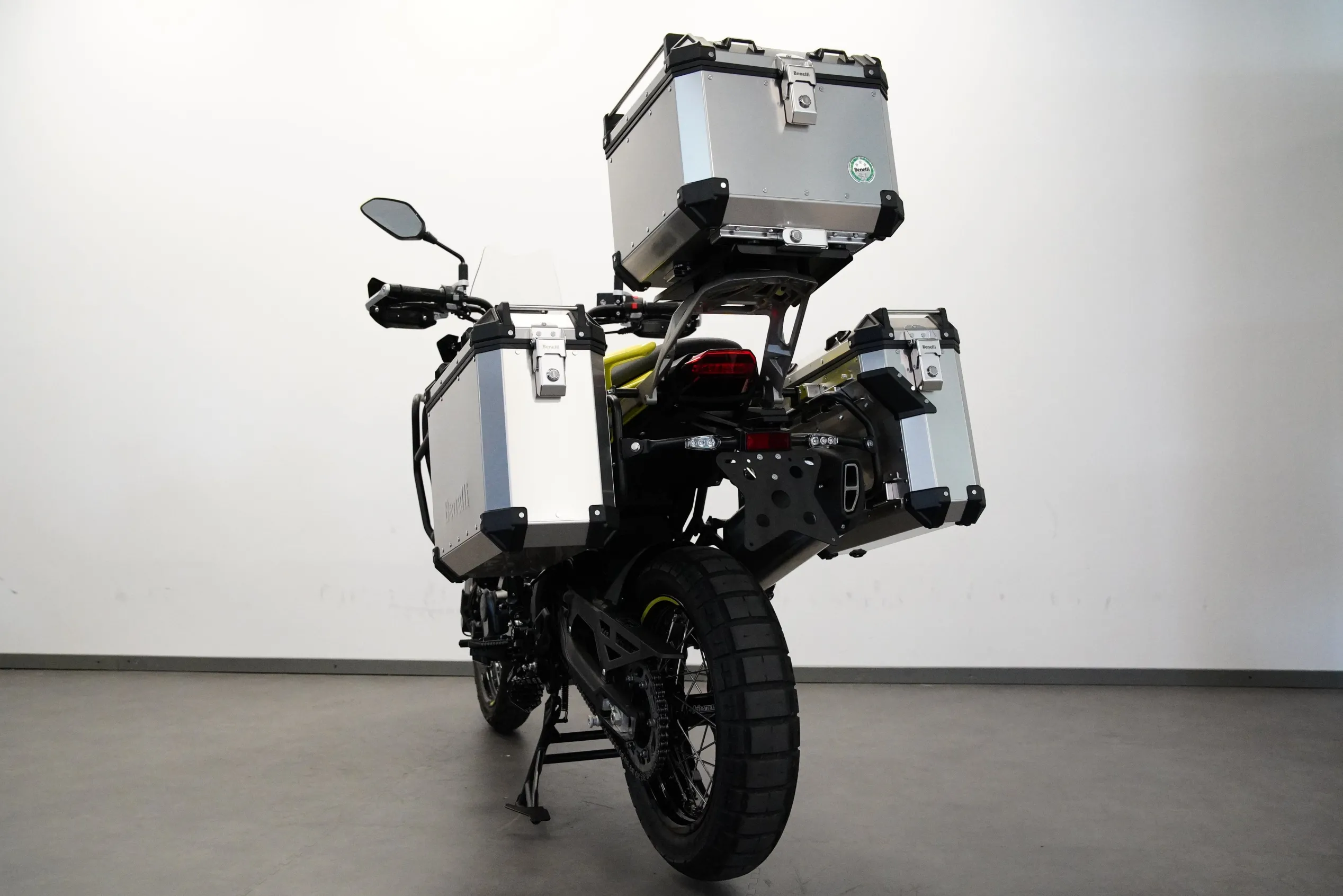 TRK 702X