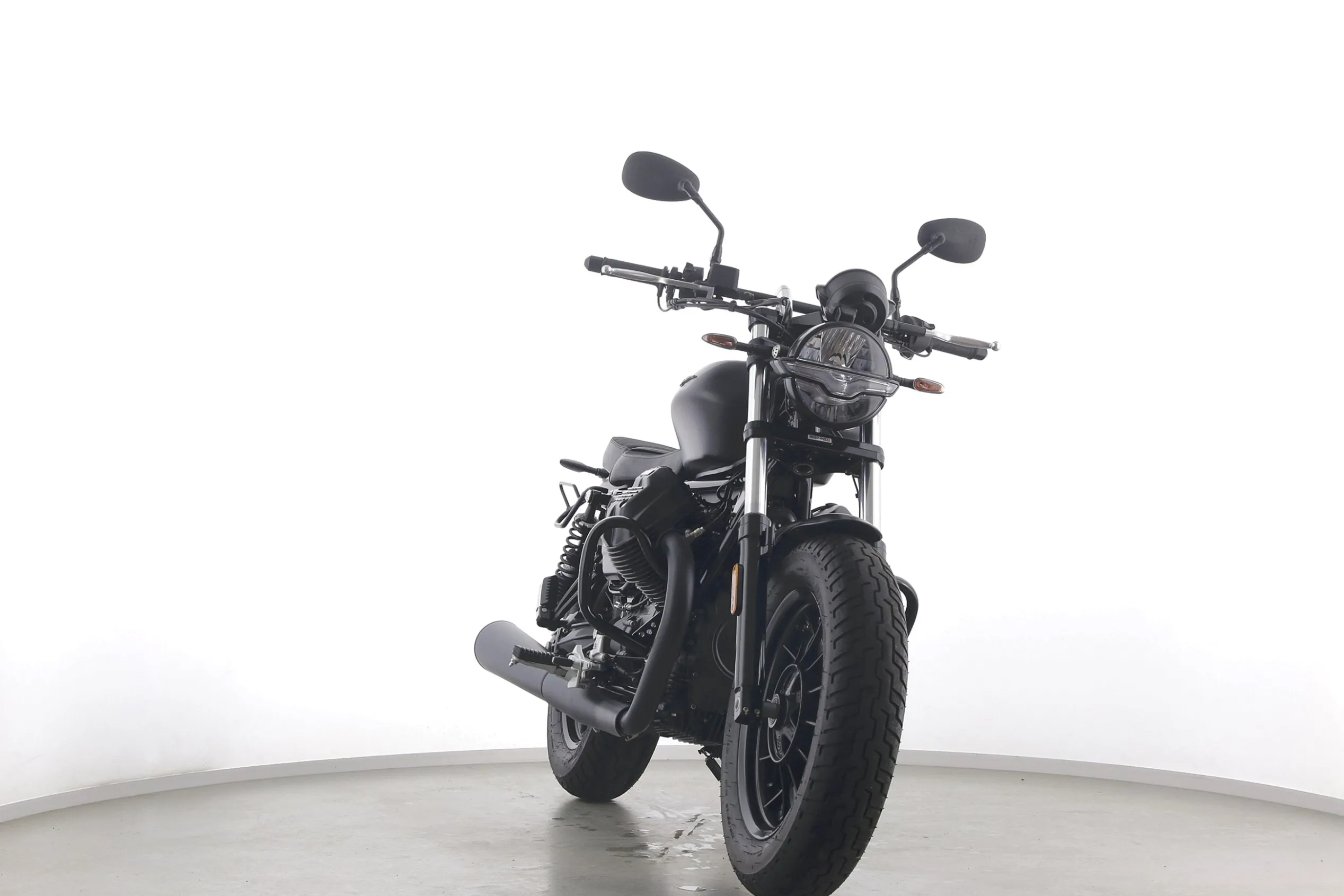 V9 BOBBER
