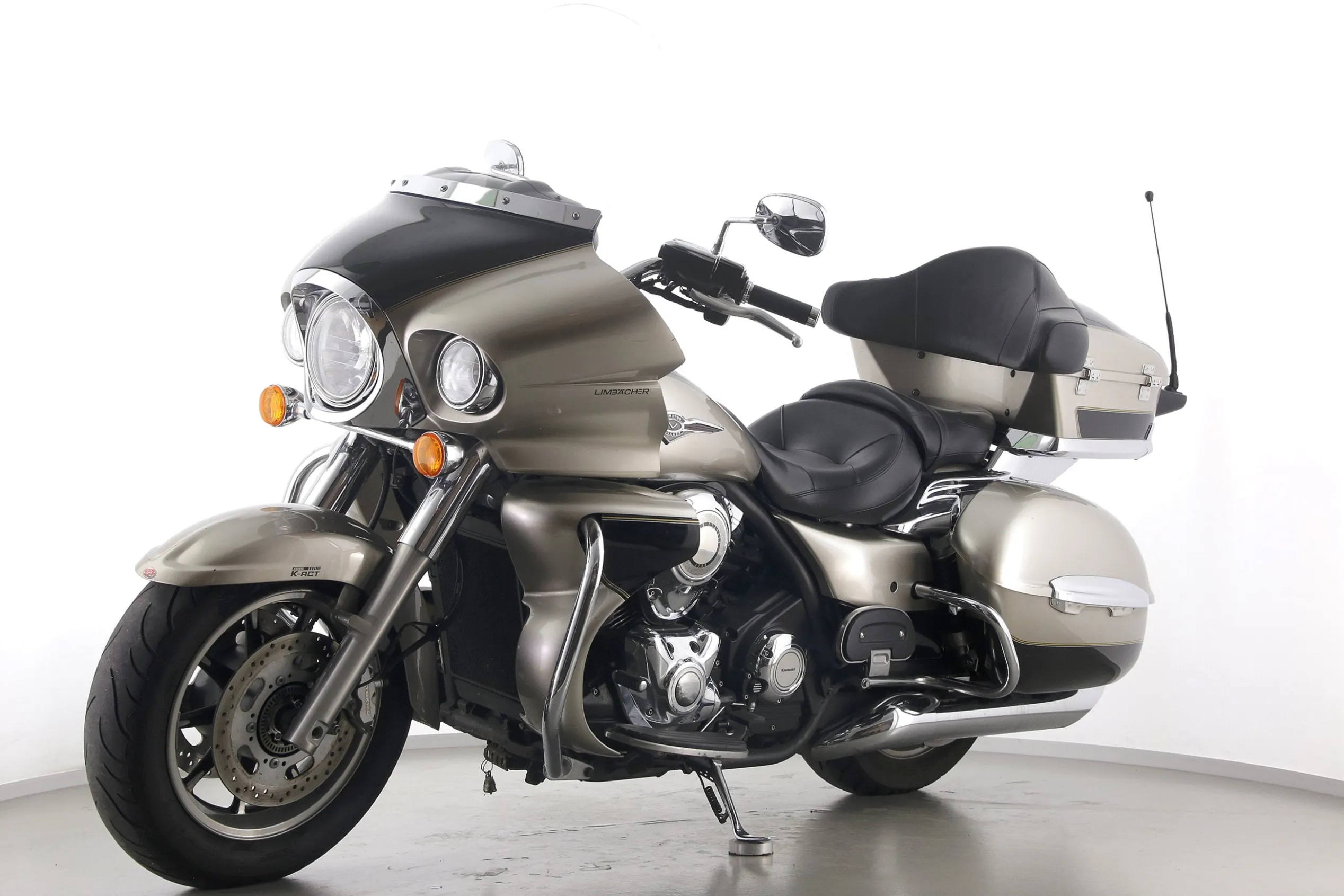 VN 1700 VOYAGER
