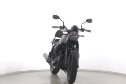 V7 STONE