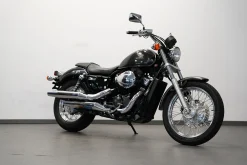 VT 750 S