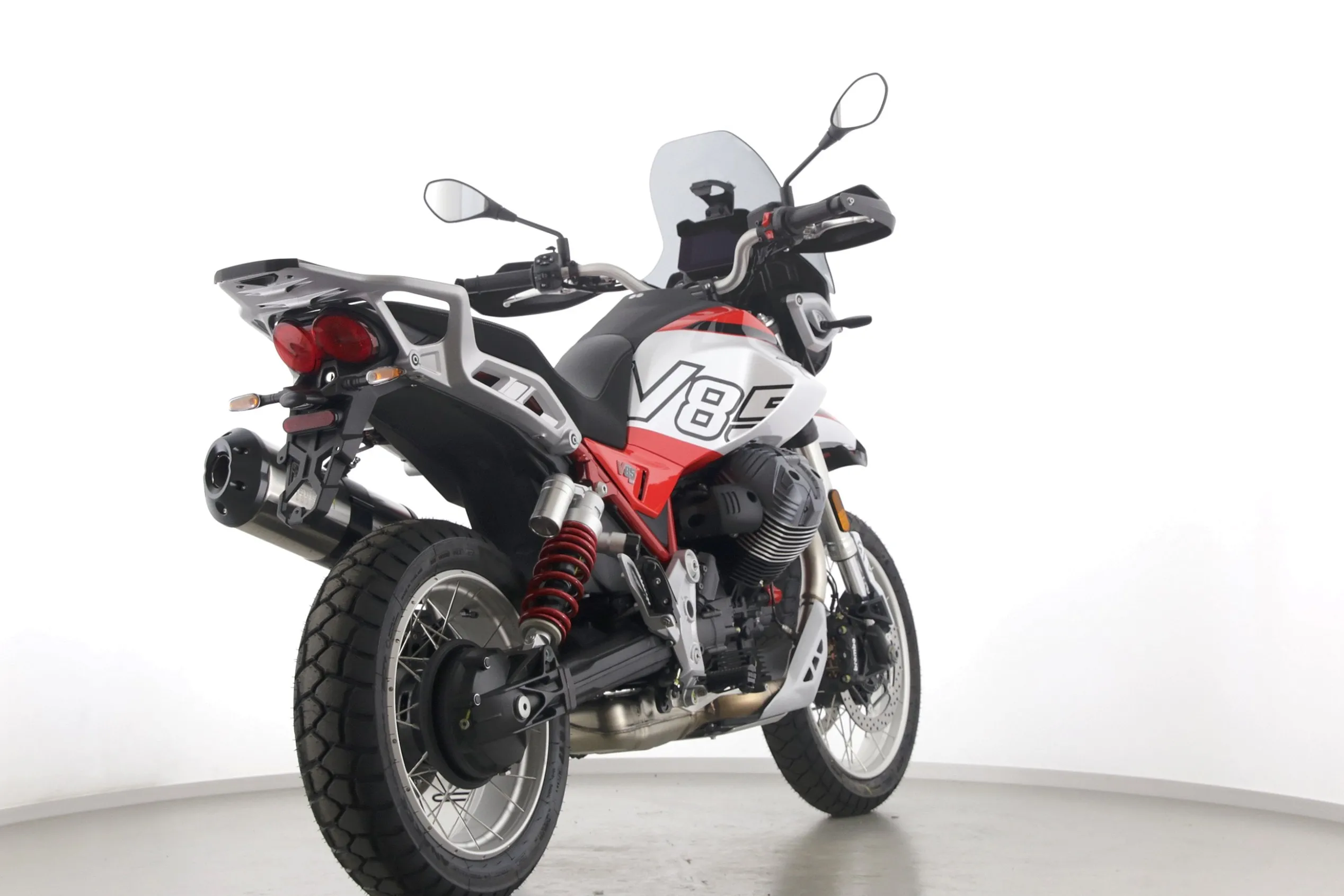 V85 TT