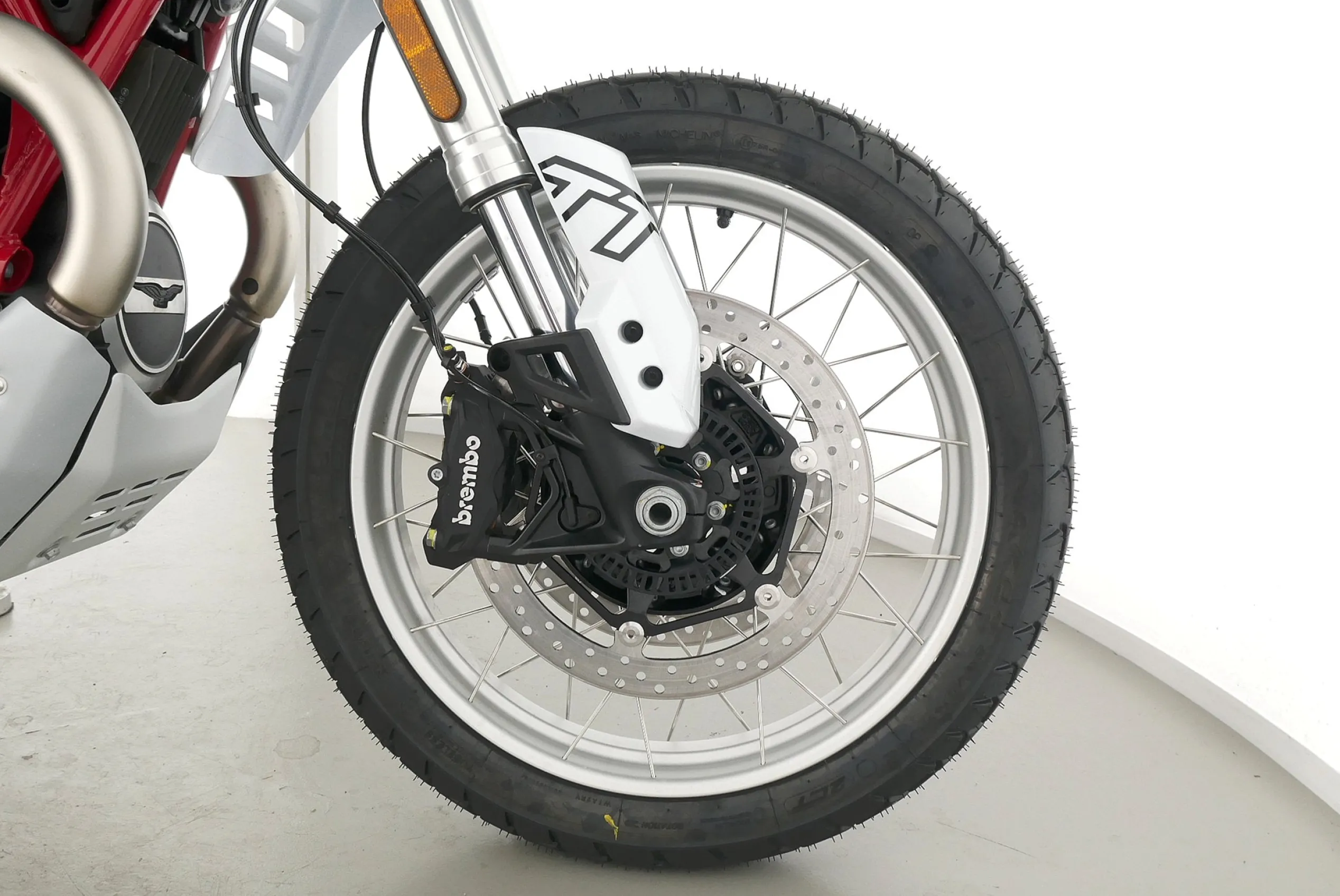 V85 TT
