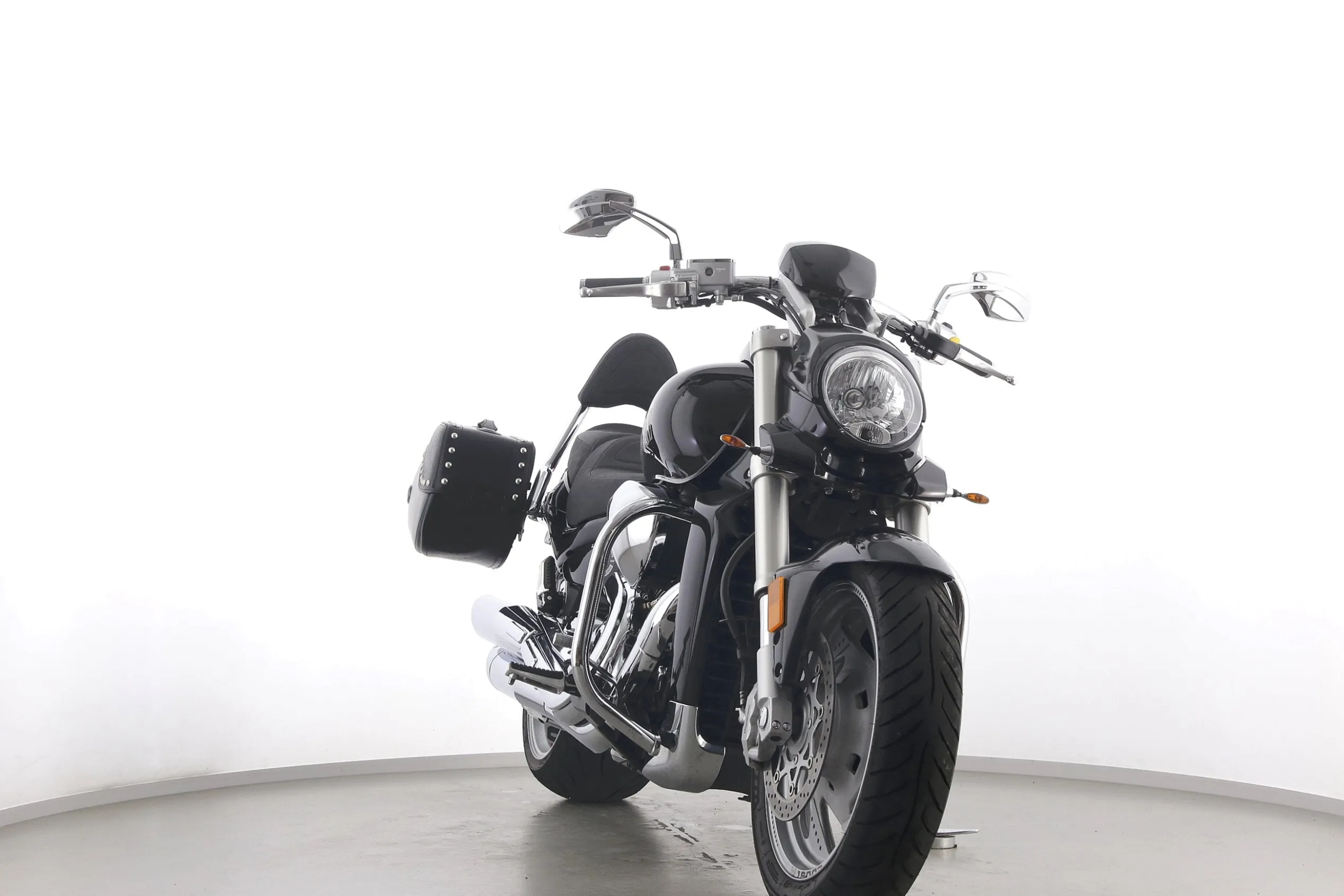 VZR M 1800 R INTRUDER