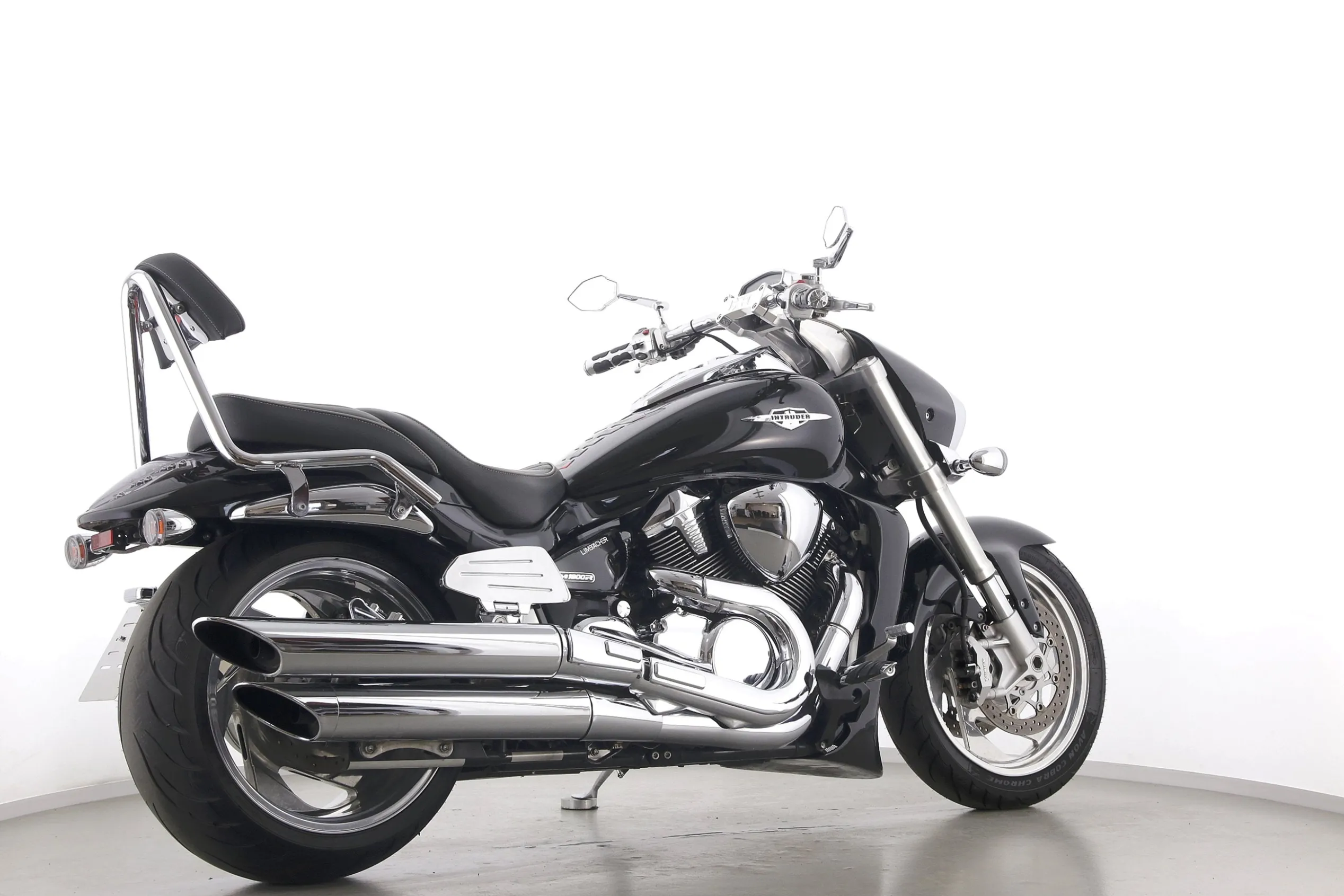 VZR M 1800 R INTRUDER