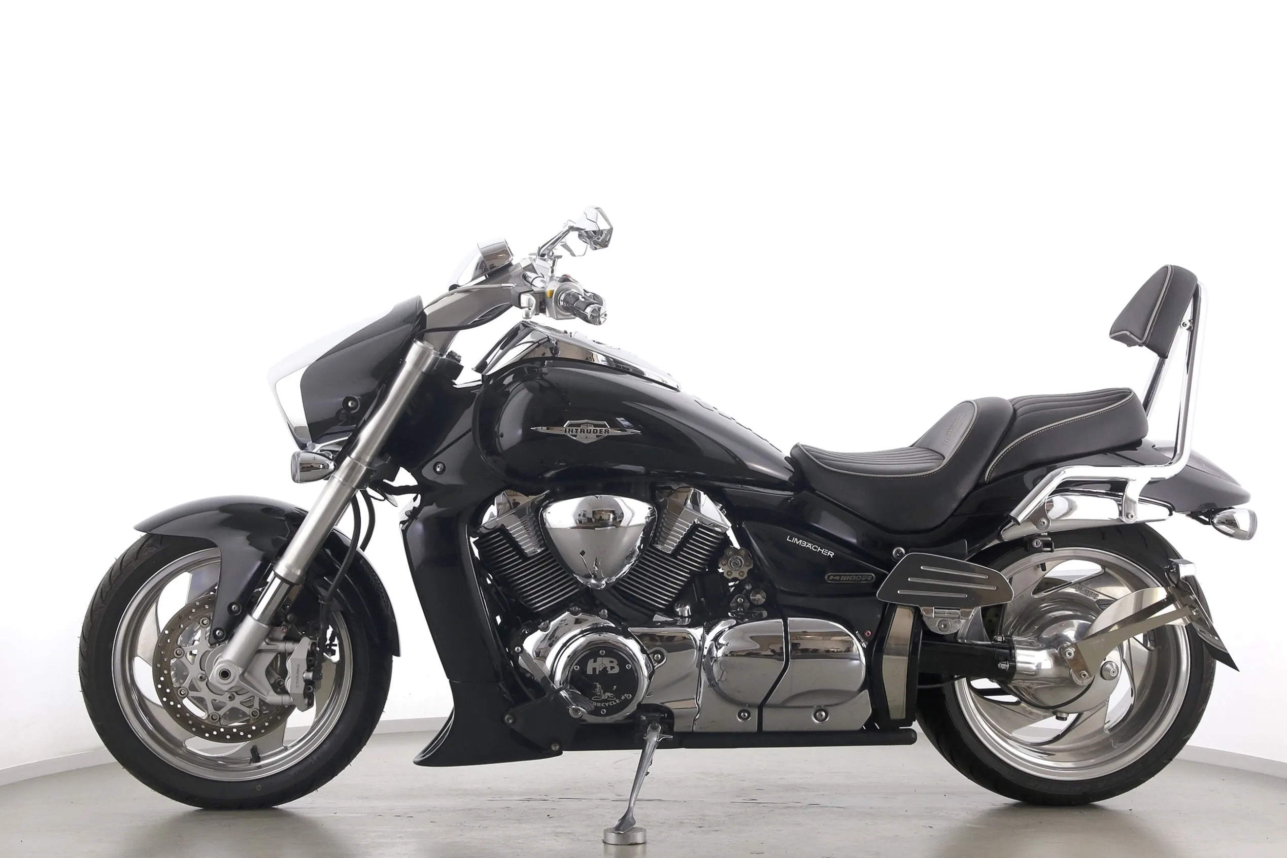 VZR M 1800 R INTRUDER
