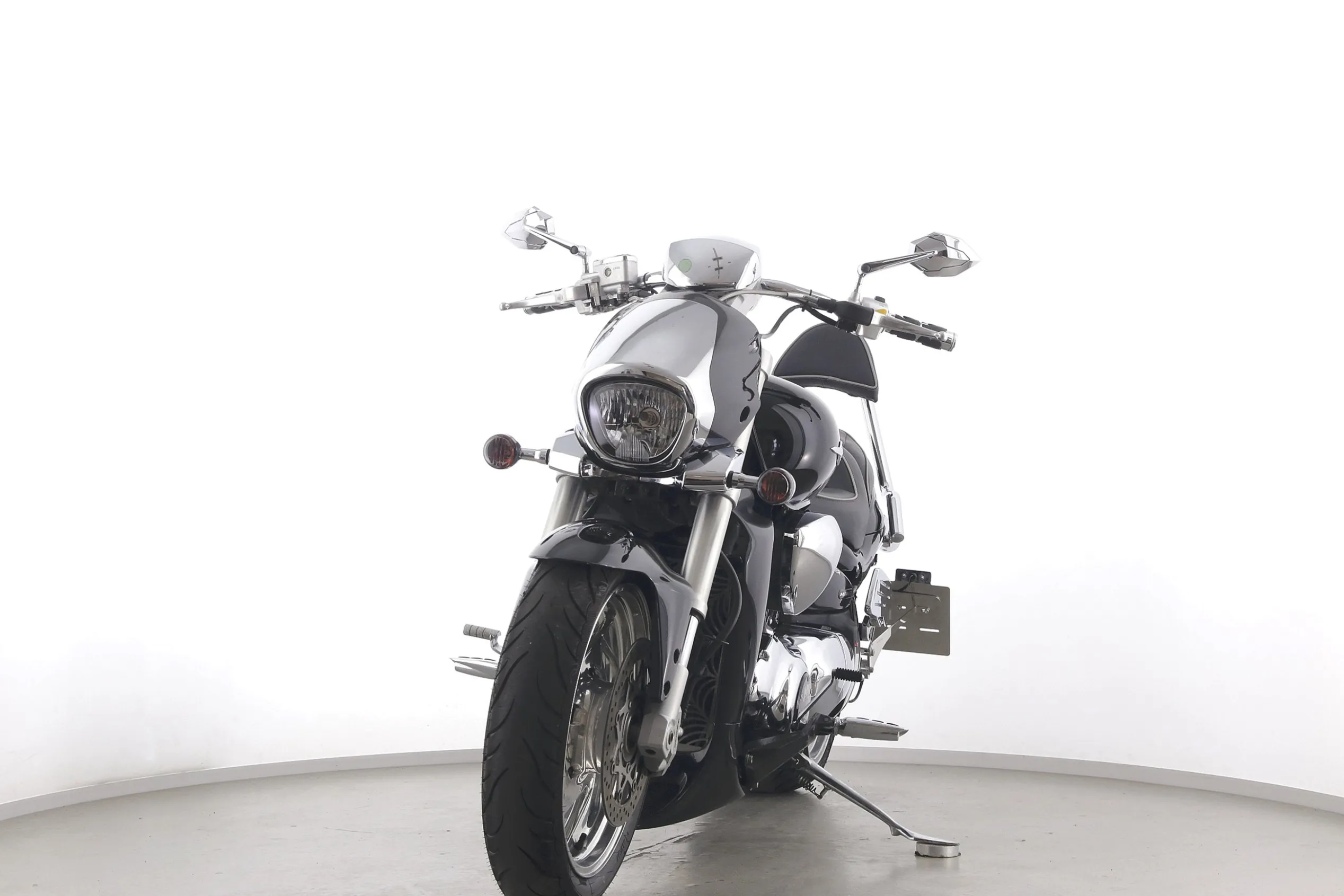 VZR M 1800 R INTRUDER