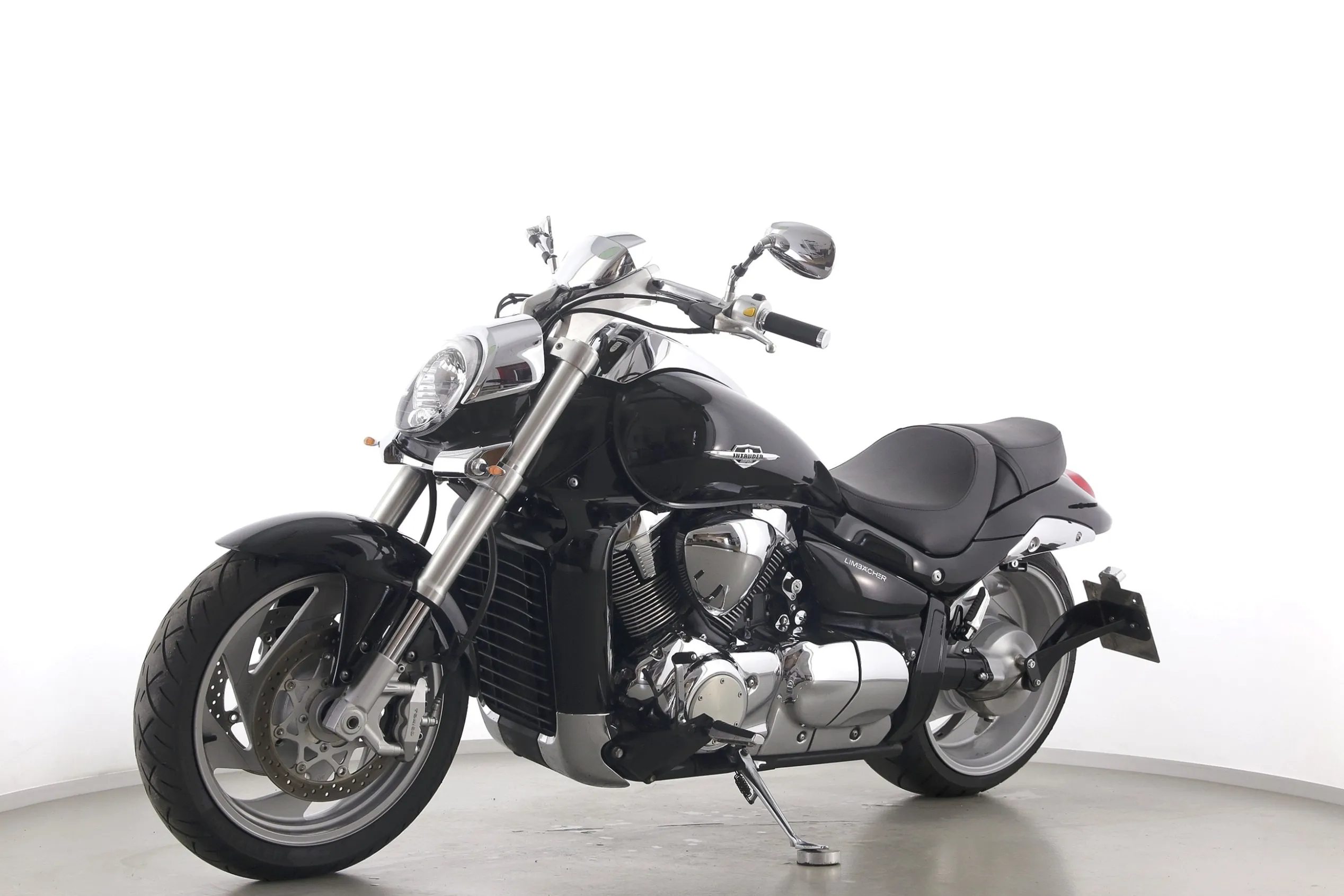 VZR M 1800 R INTRUDER