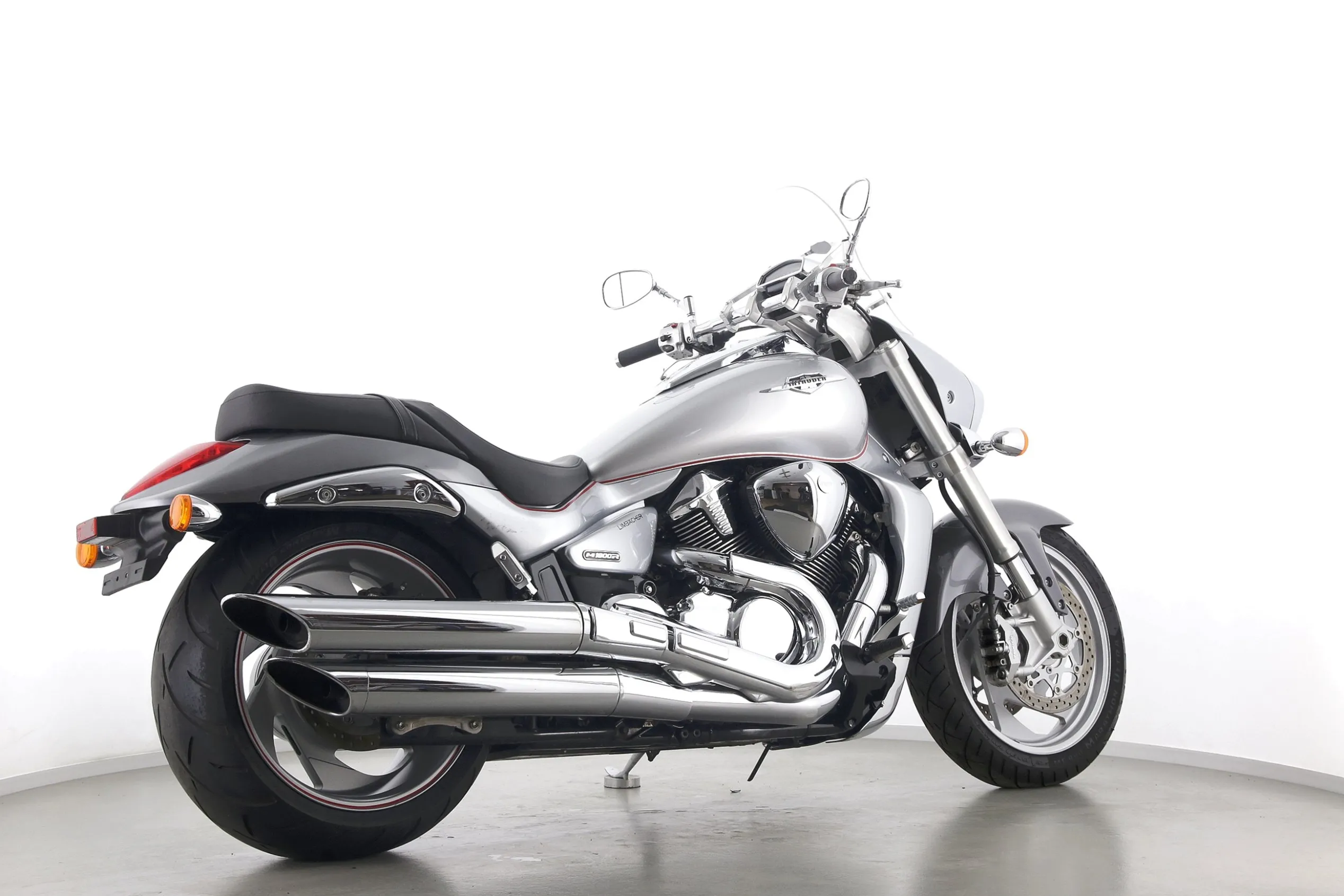 VZR M 1800 R INTRUDER
