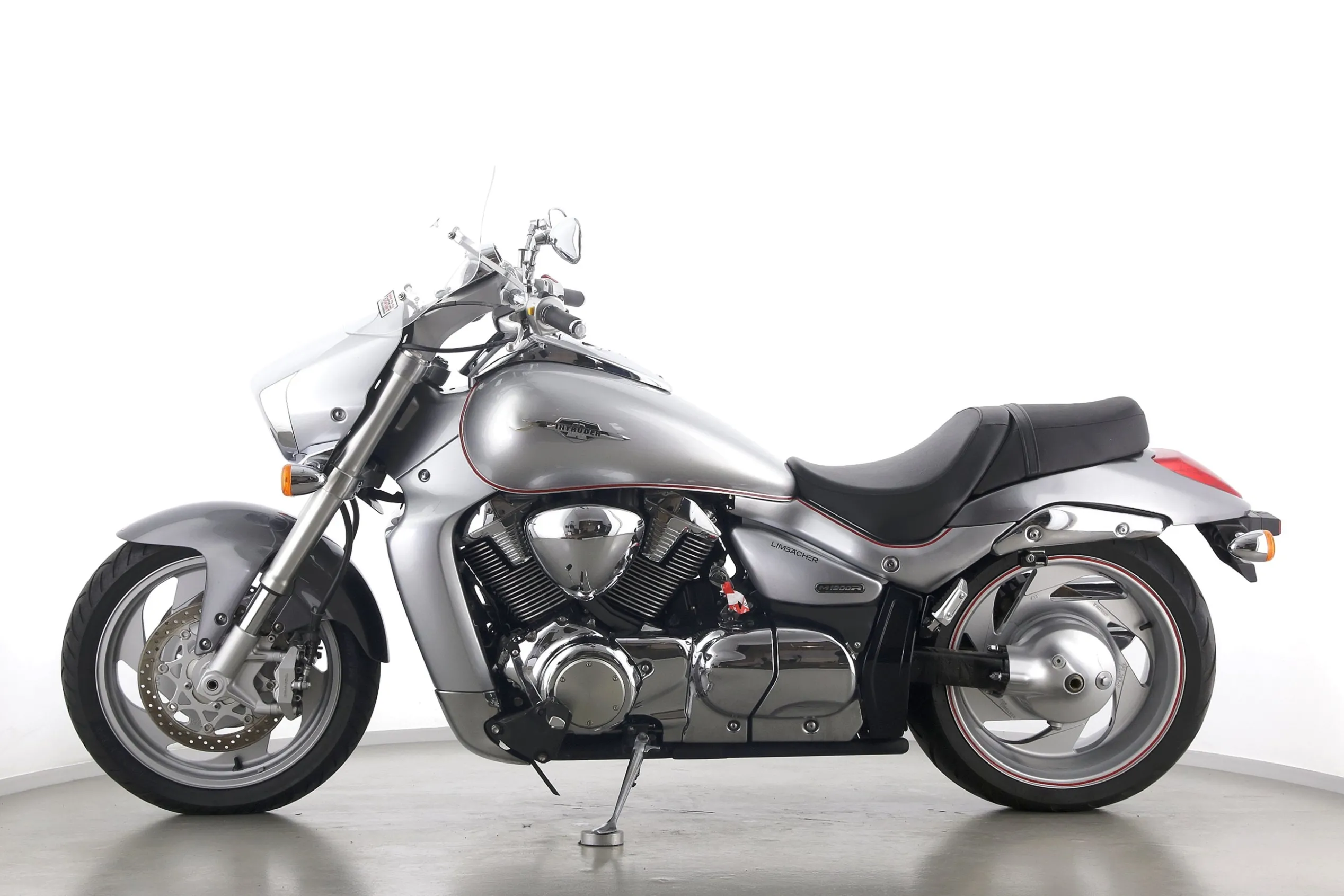 VZR M 1800 R INTRUDER