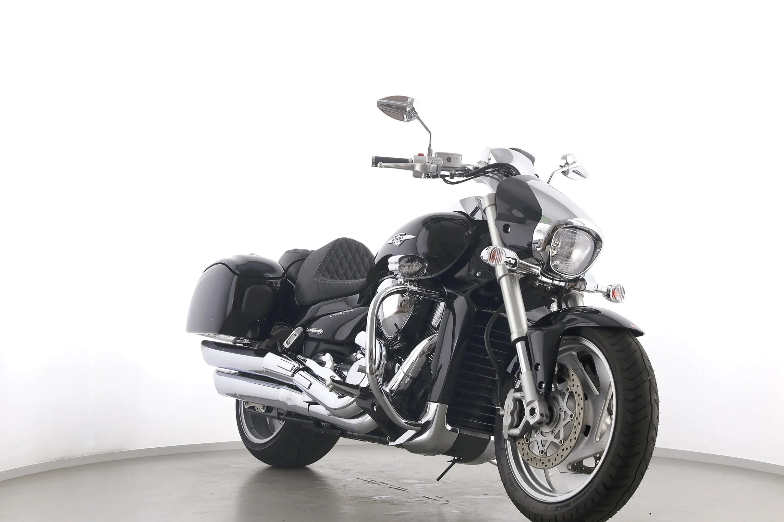 VZR M 1800 R INTRUDER