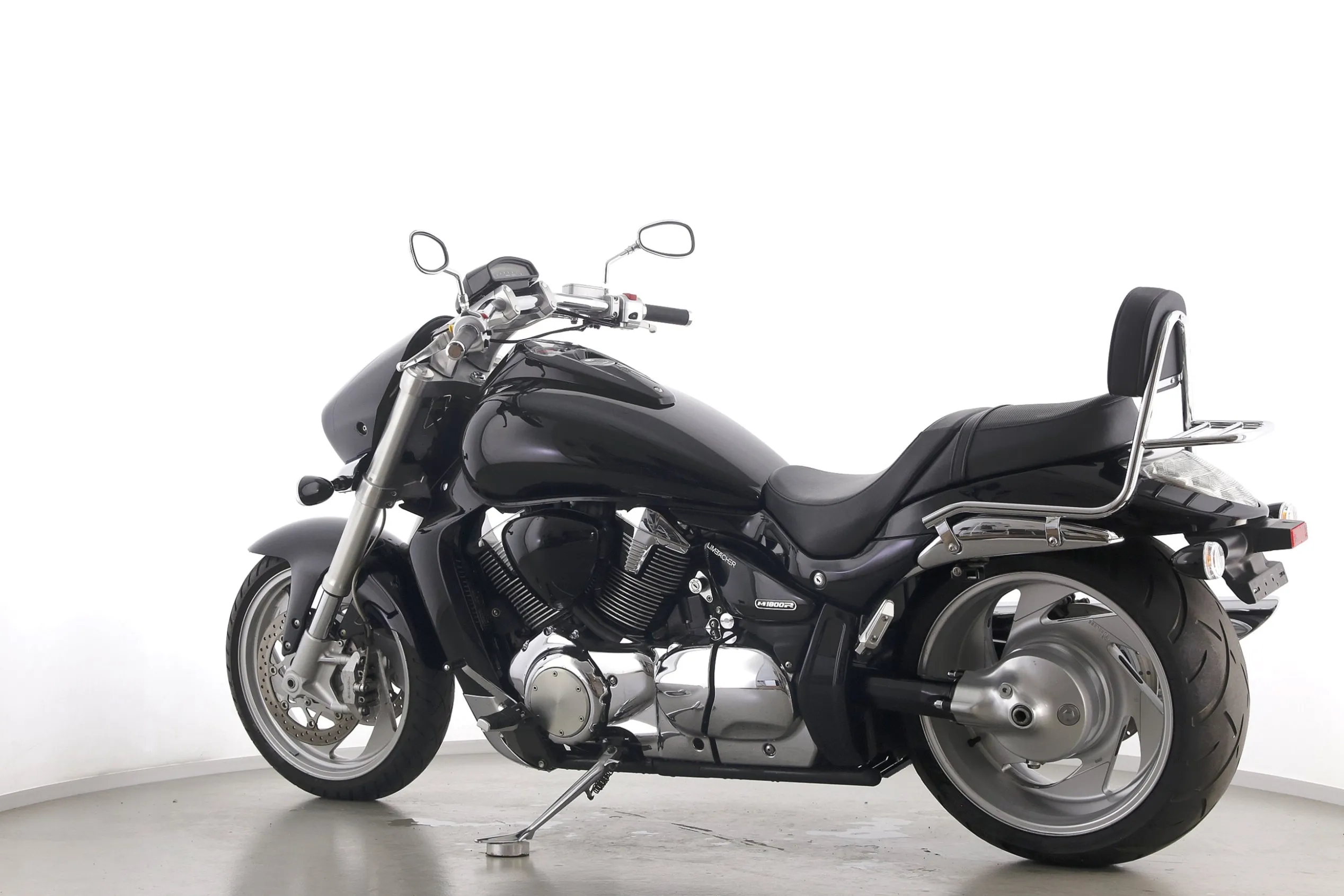 VZR M 1800 R INTRUDER