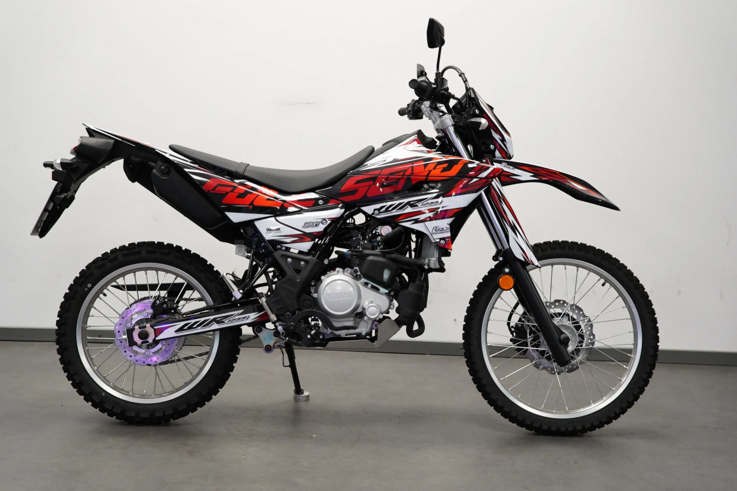 WR 125 R