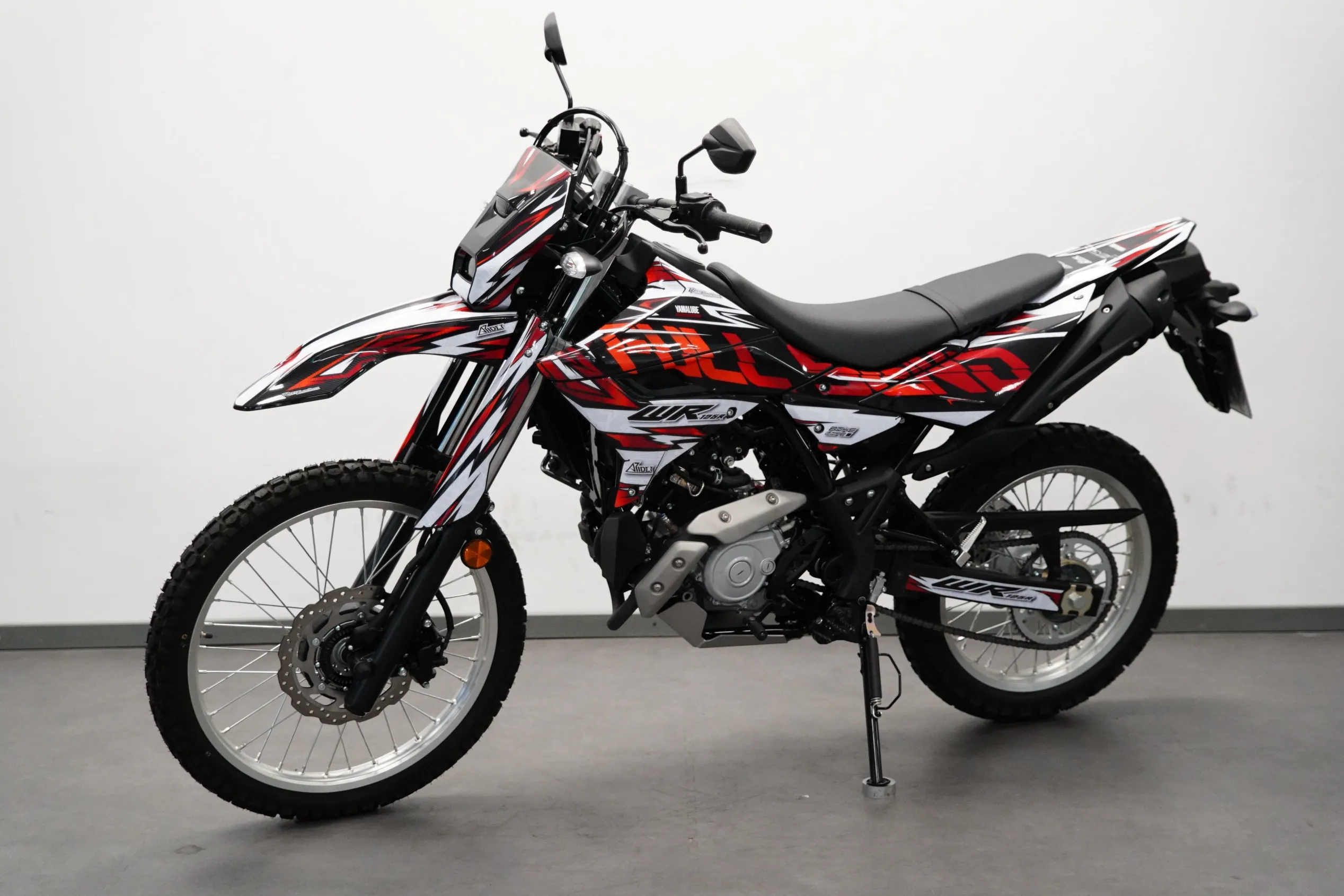 WR 125 R