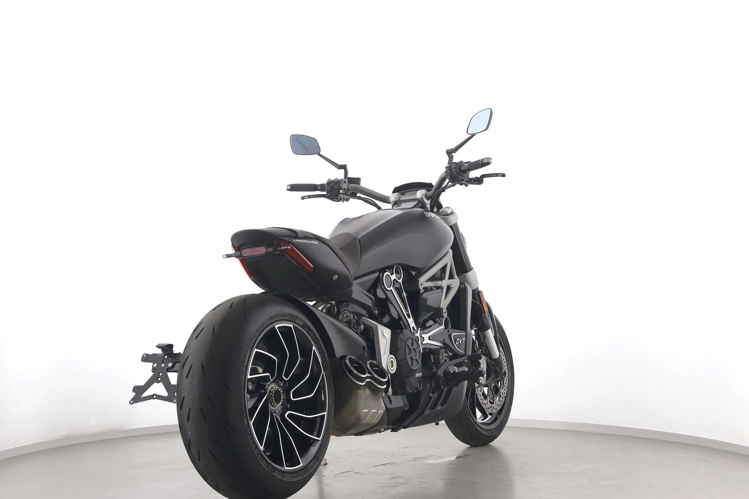 X DIAVEL